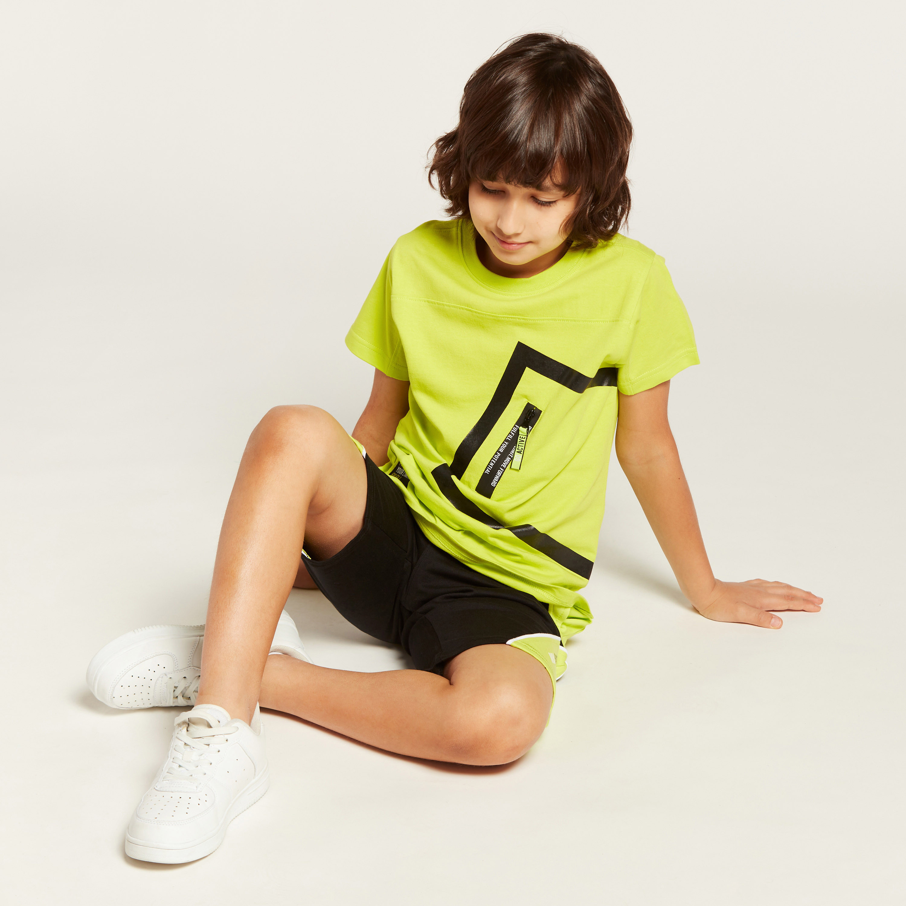 Juniors Printed Shorts with Drawstring Closure and Pockets-boys-clothing-bottoms-shorts-image-1