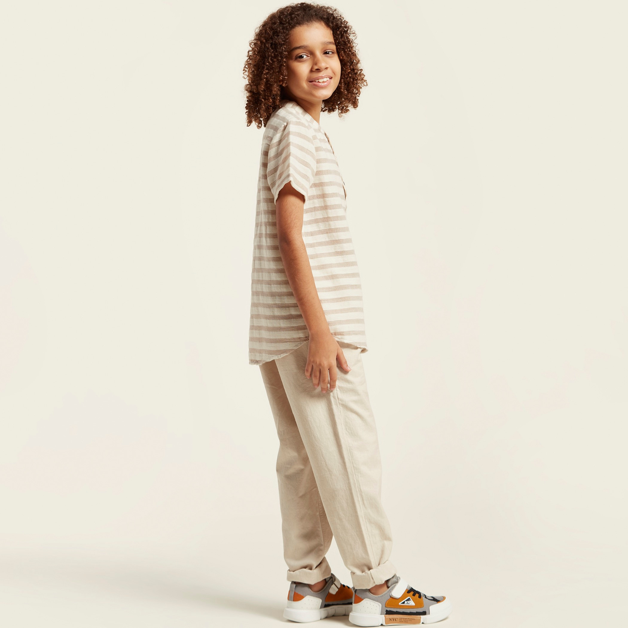 Eligo Solid Pants with Pockets and Elasticated Waistband-boys-clothing-bottoms-trousers-image-4