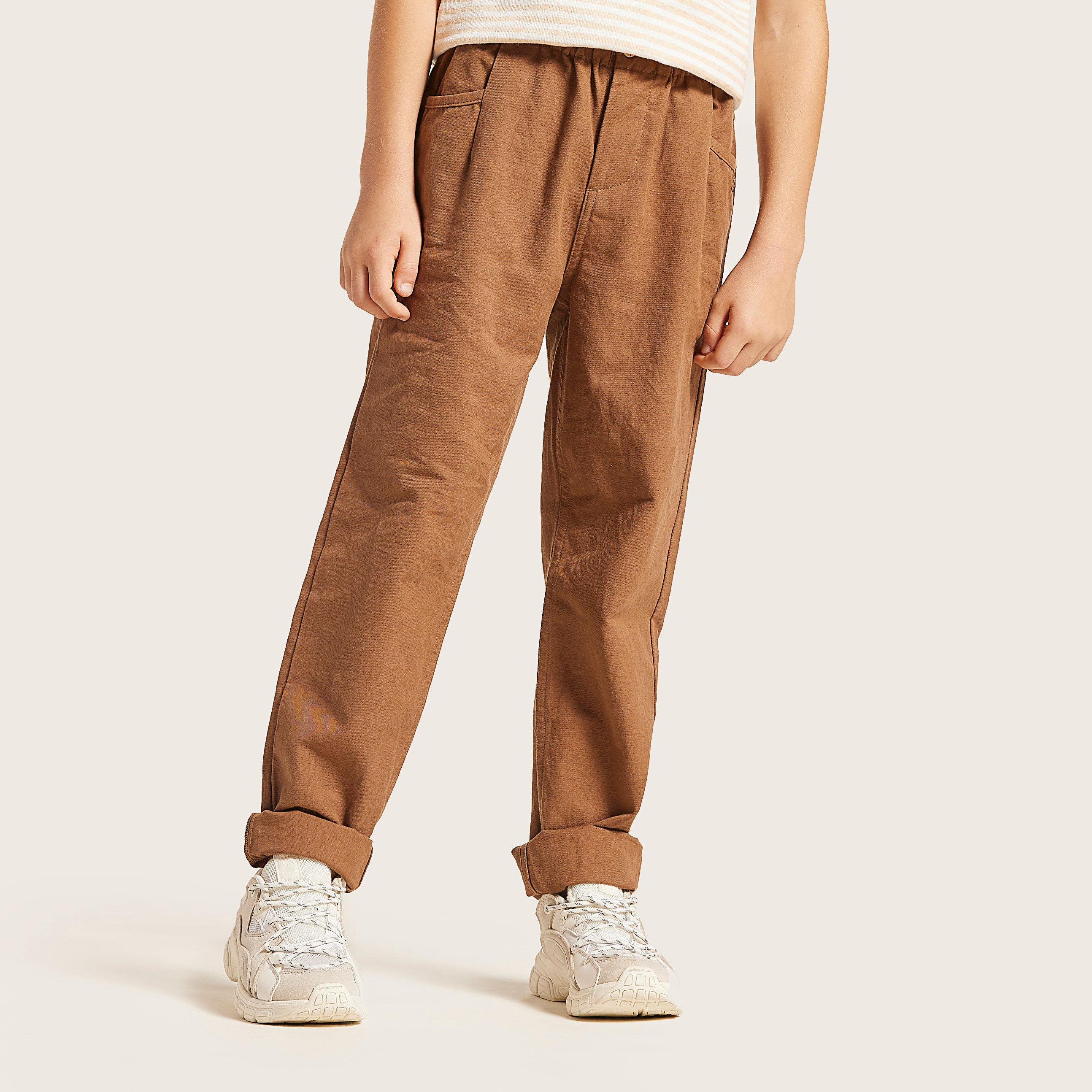 بنطلون سادة بخصر مطاطي وجيوب من إليجو-boys-clothing-bottoms-trousers-image-2