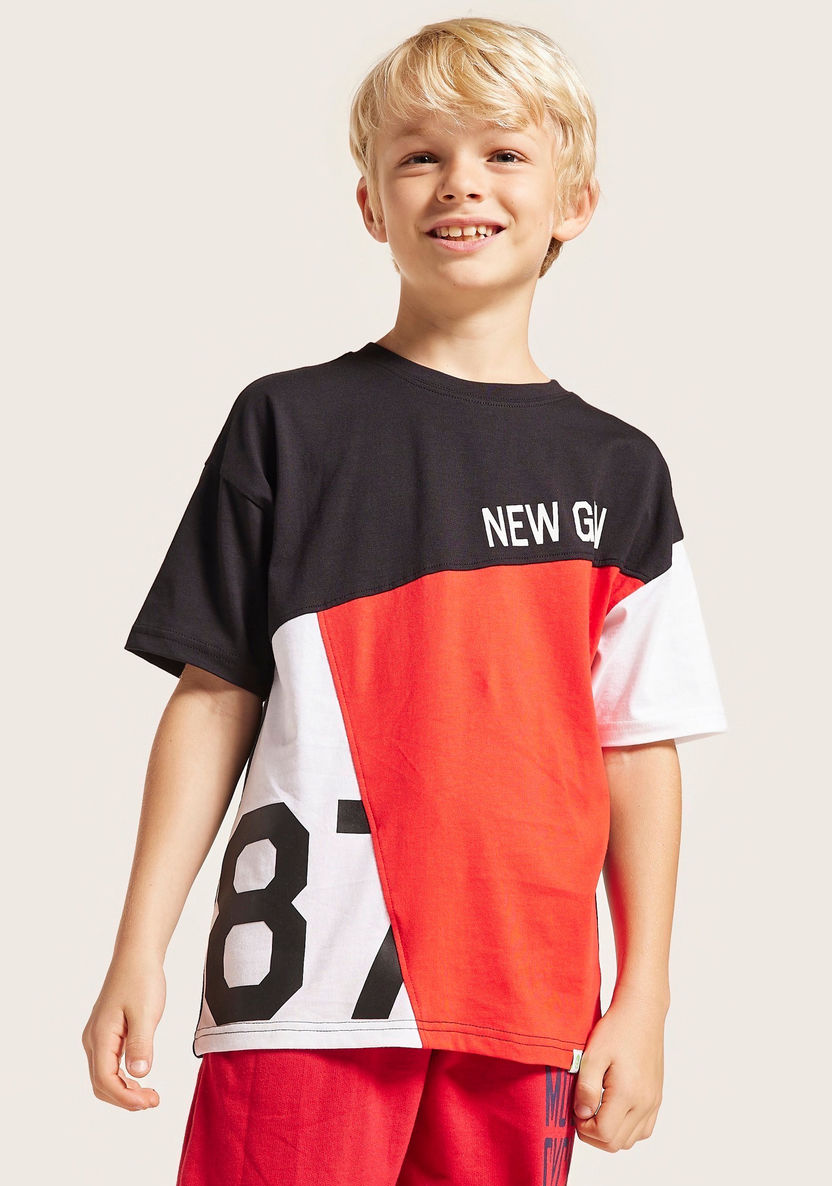 Bossini Colourblock T-shirt with Round Neck and Short Sleeves-T Shirts-image-1