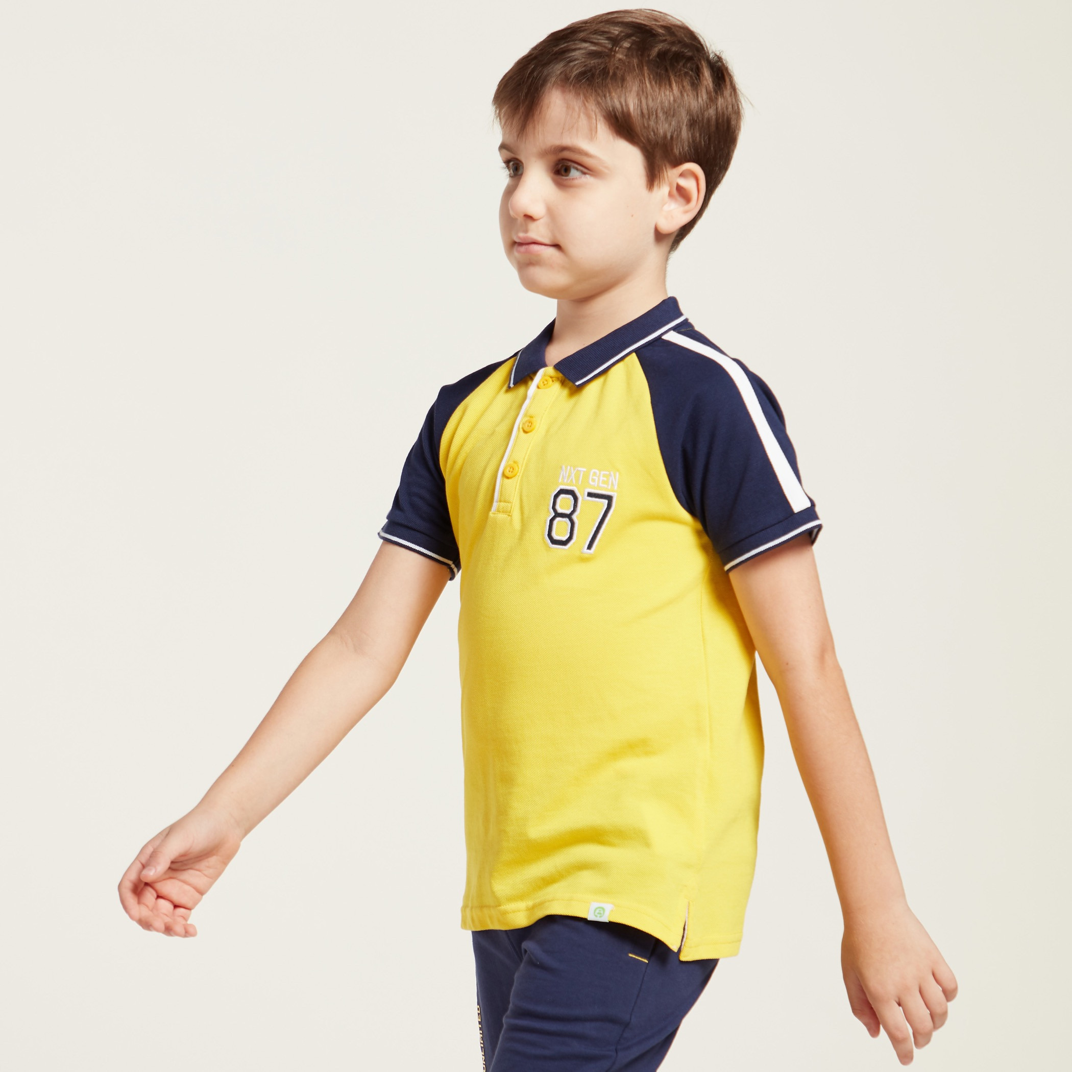 Bossini Colourblocked Polo T-shirt with Short Sleeves-boys-clothing-tshirtsandpolos-image-3