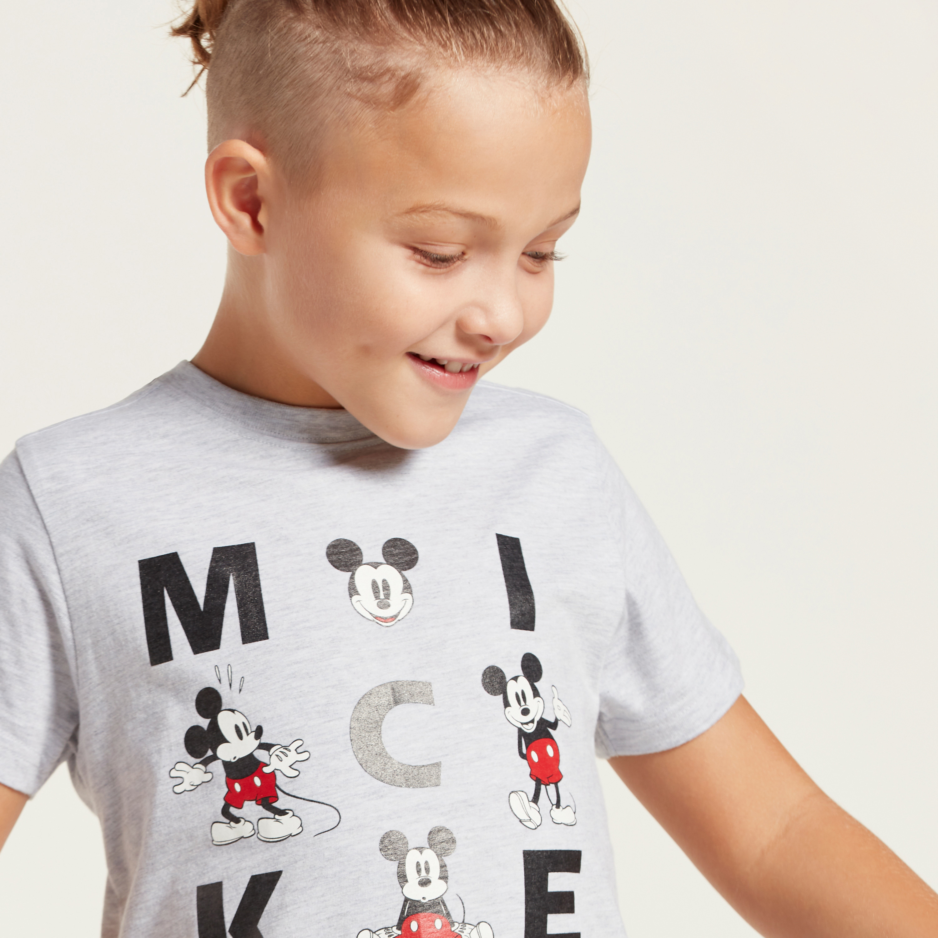 Mickey Mouse Graphic Print T-shirt with Short Sleeves-boys-clothing-tshirtsandpolos-image-3