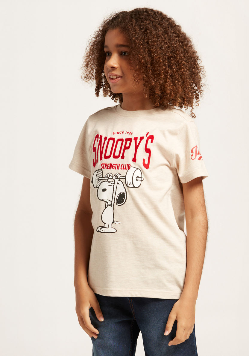 Snoopy Graphic Print T-shirt with Crew Neck and Short Sleeves-T Shirts-image-1