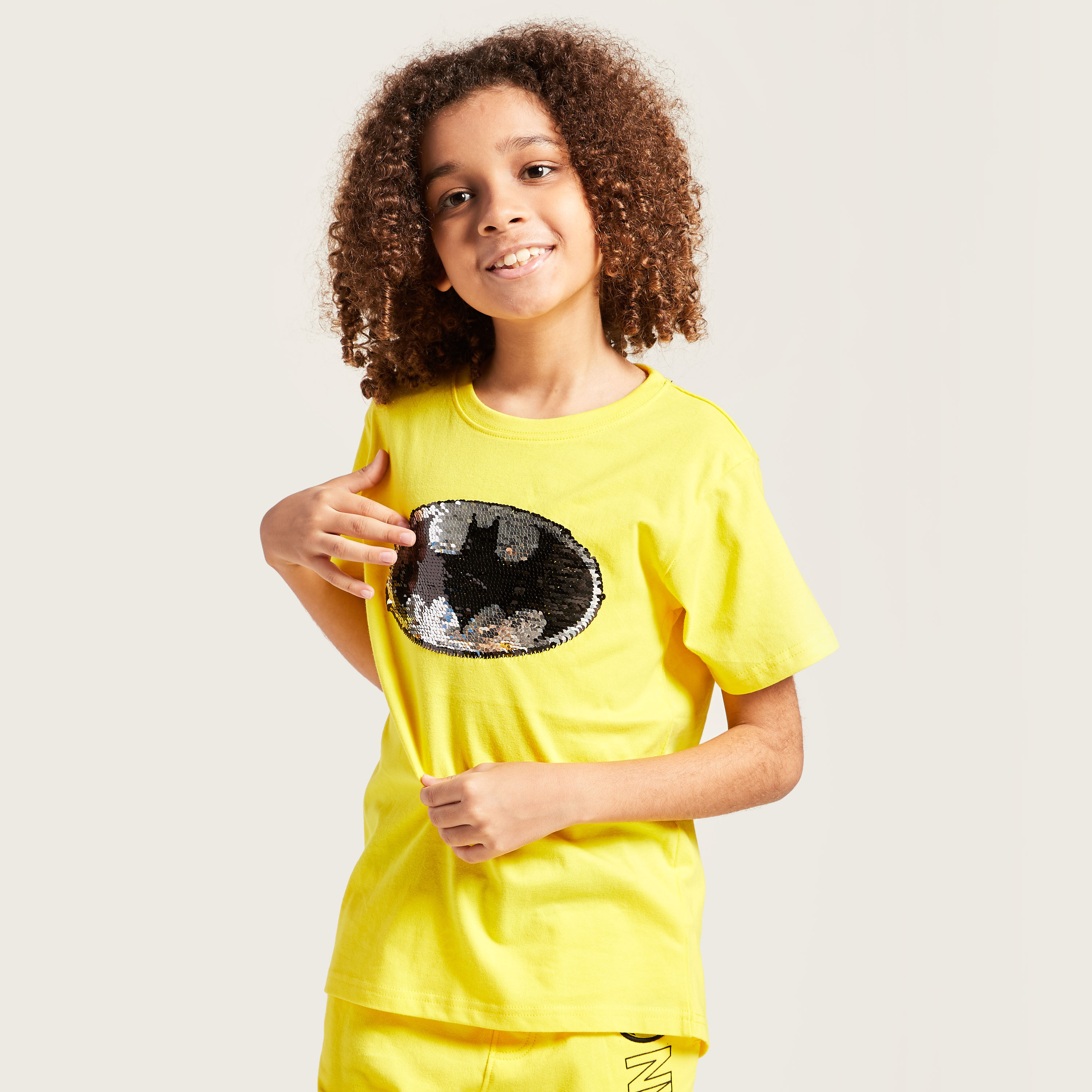 Bat Logo Embellished T-shirt with Round Neck and Short Sleeves-boys-clothing-tshirtsandpolos-image-3