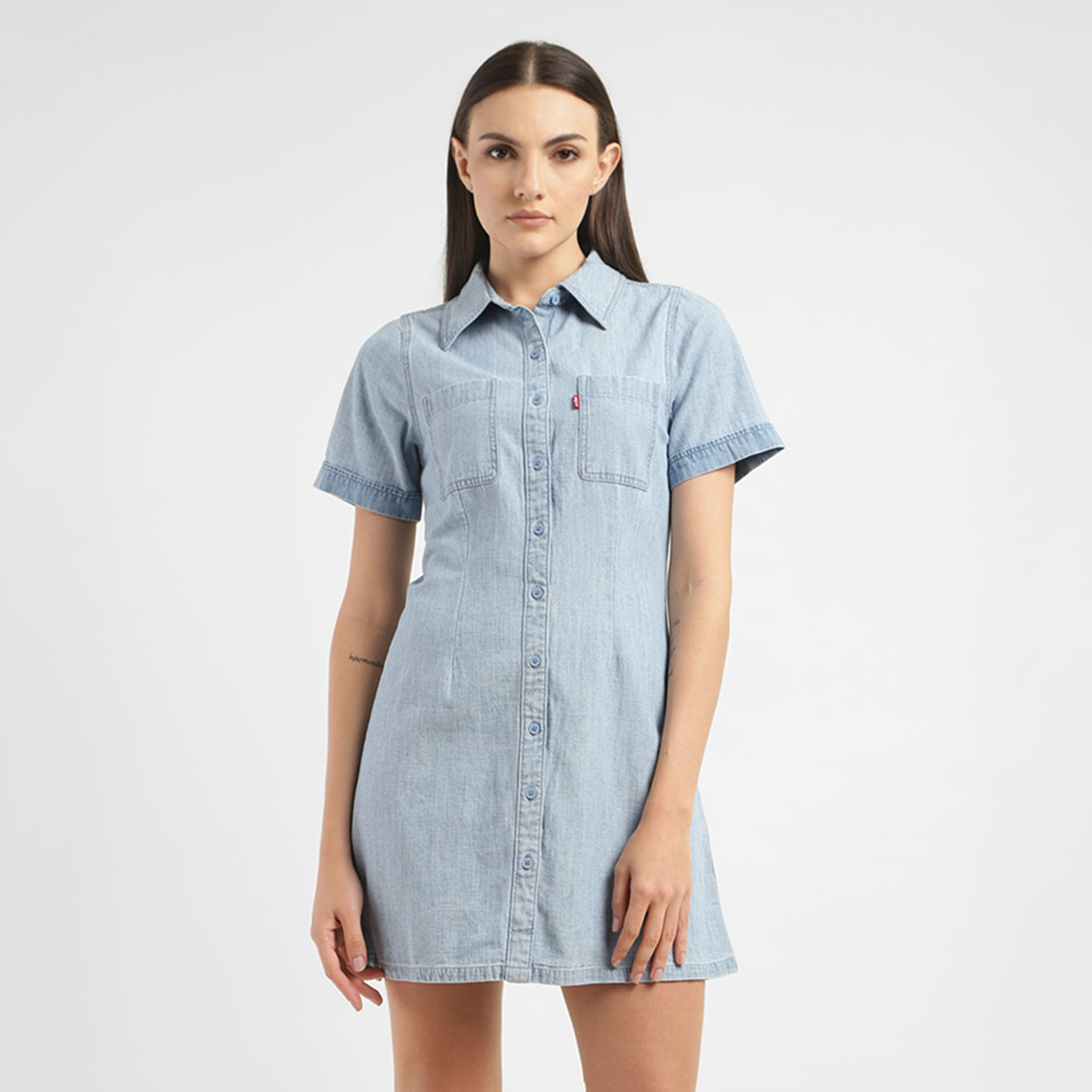 فستان نسائي قصير بقميص أزرق من ليفايس-women-clothing-dresses-image-1