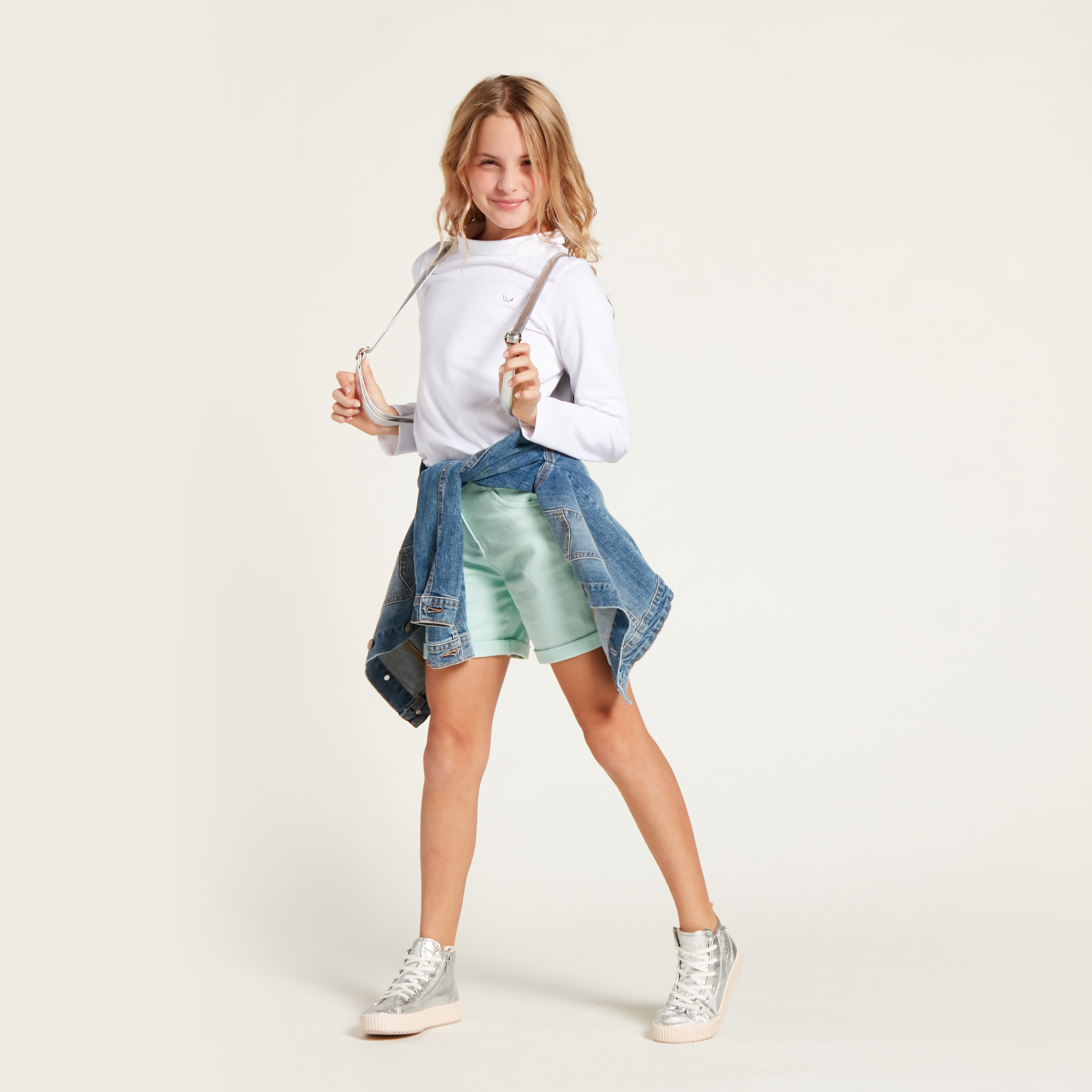 شورت سادة بـ 5 جيوب وأطراف مثنية من جونيورز-girls-clothing-bottoms-shorts-image-1