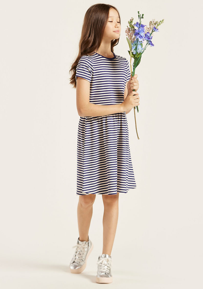 Juniors Striped Dress with Round Neck and Short Sleeves-Dresses%2C Gowns and Frocks-image-0