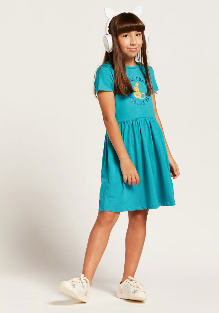 Juniors Graphic Print Dress with Round Neck and Short Sleeves-Dresses%2C Gowns and Frocks-image-0