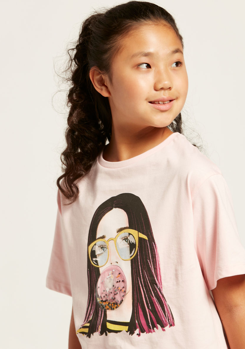 Iconic Graphic Print Oversized T-shirt with Short Sleeves-T Shirts-image-2