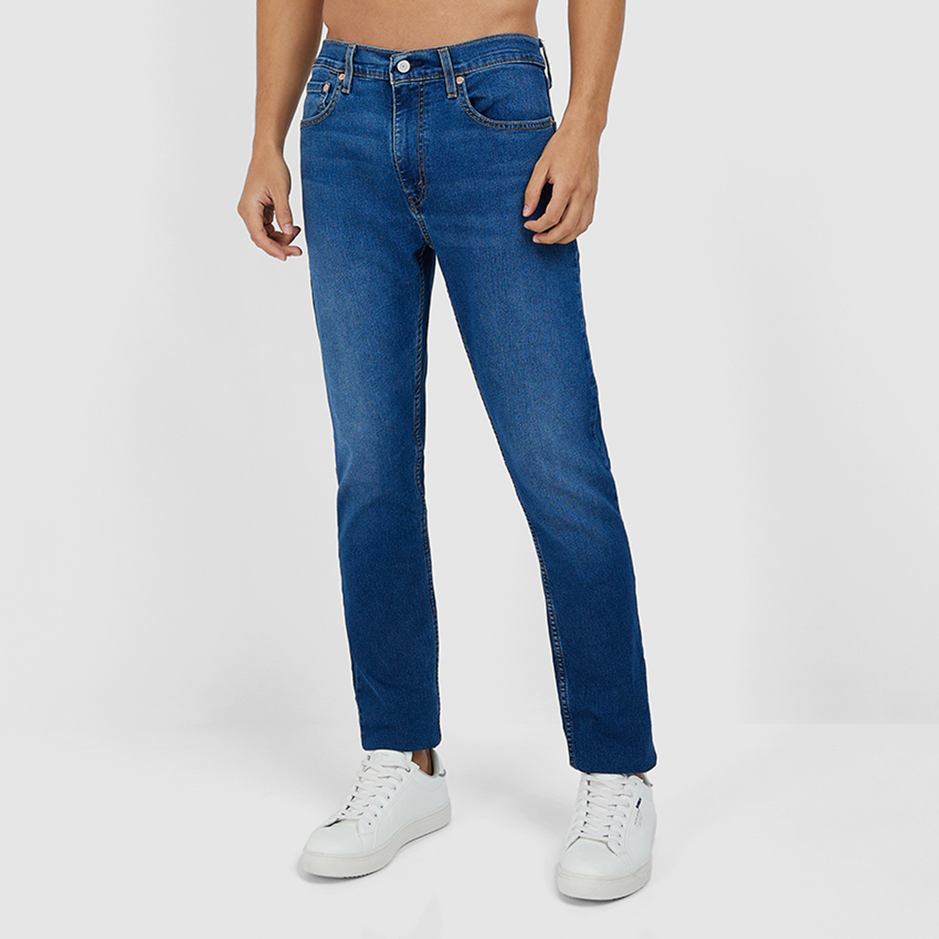 بنطلون جينز من ليفايز 512 ذو مدبب وجيب منخفض الارتفاع-men-clothing-bottoms-jeans-image-1