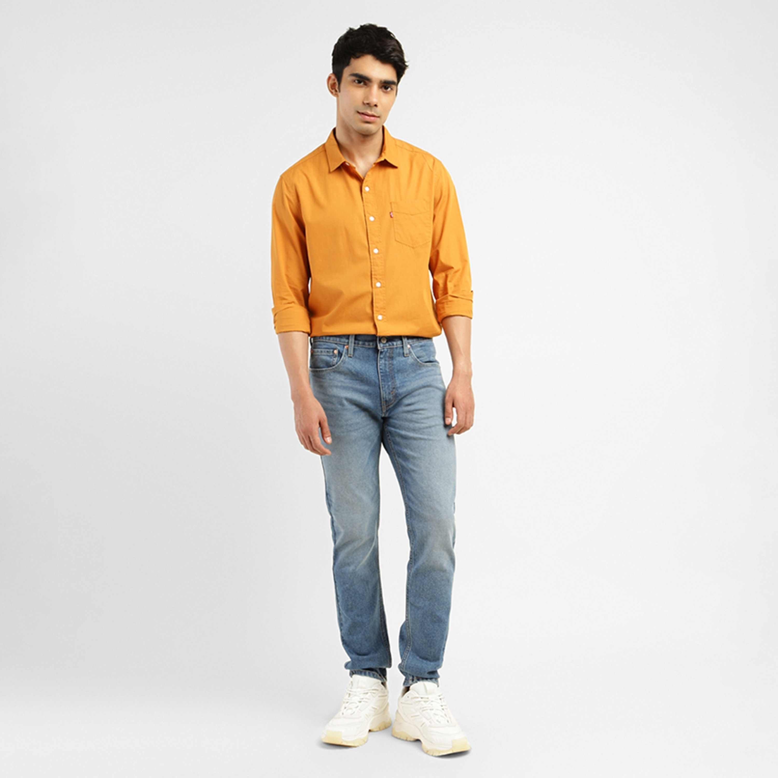 بنطال جينز من ليفايز 512 بلون انديجو ذو سلیم تيبر فت وجيب متوسط الارتفاع-men-clothing-bottoms-jeans-image-6