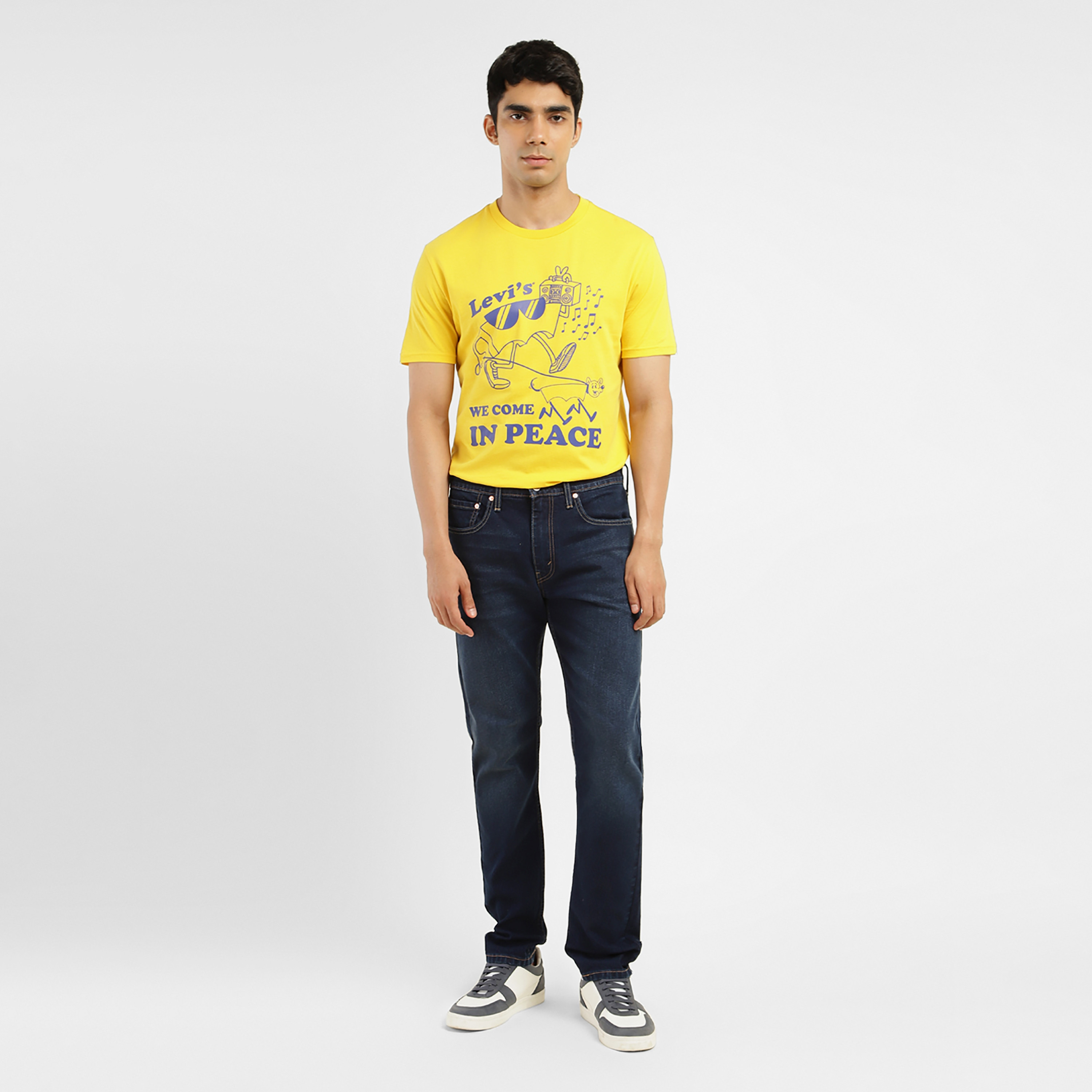 بنطال جينز من ليفايز 512 ذو قصة ضيقة وجيب متوسط الارتفاع-men-clothing-bottoms-jeans-image-2