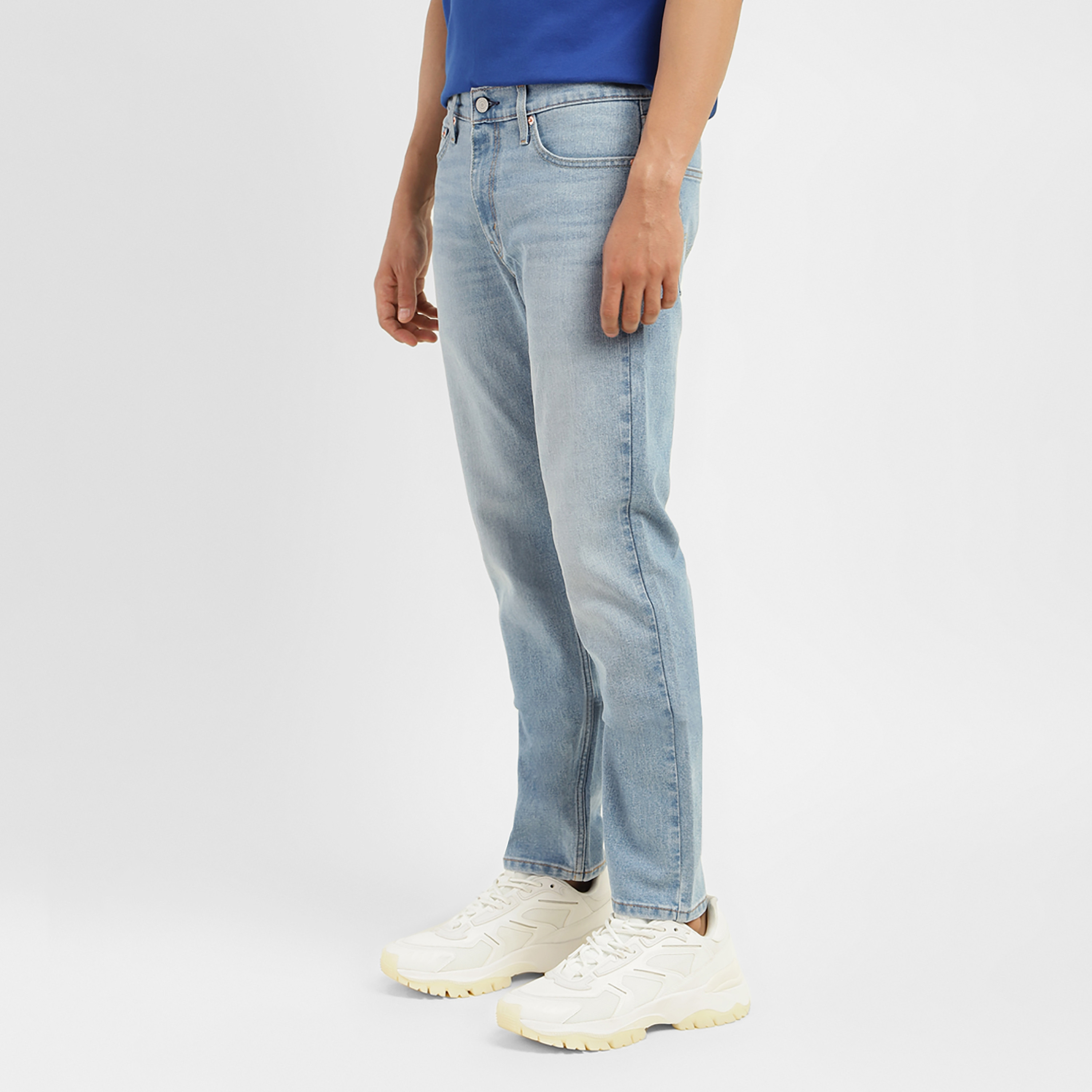 بنطال جينز من ليفايز 511 ذو قصة ضيقة وجيب متوسط الارتفاع-men-clothing-bottoms-jeans-image-5