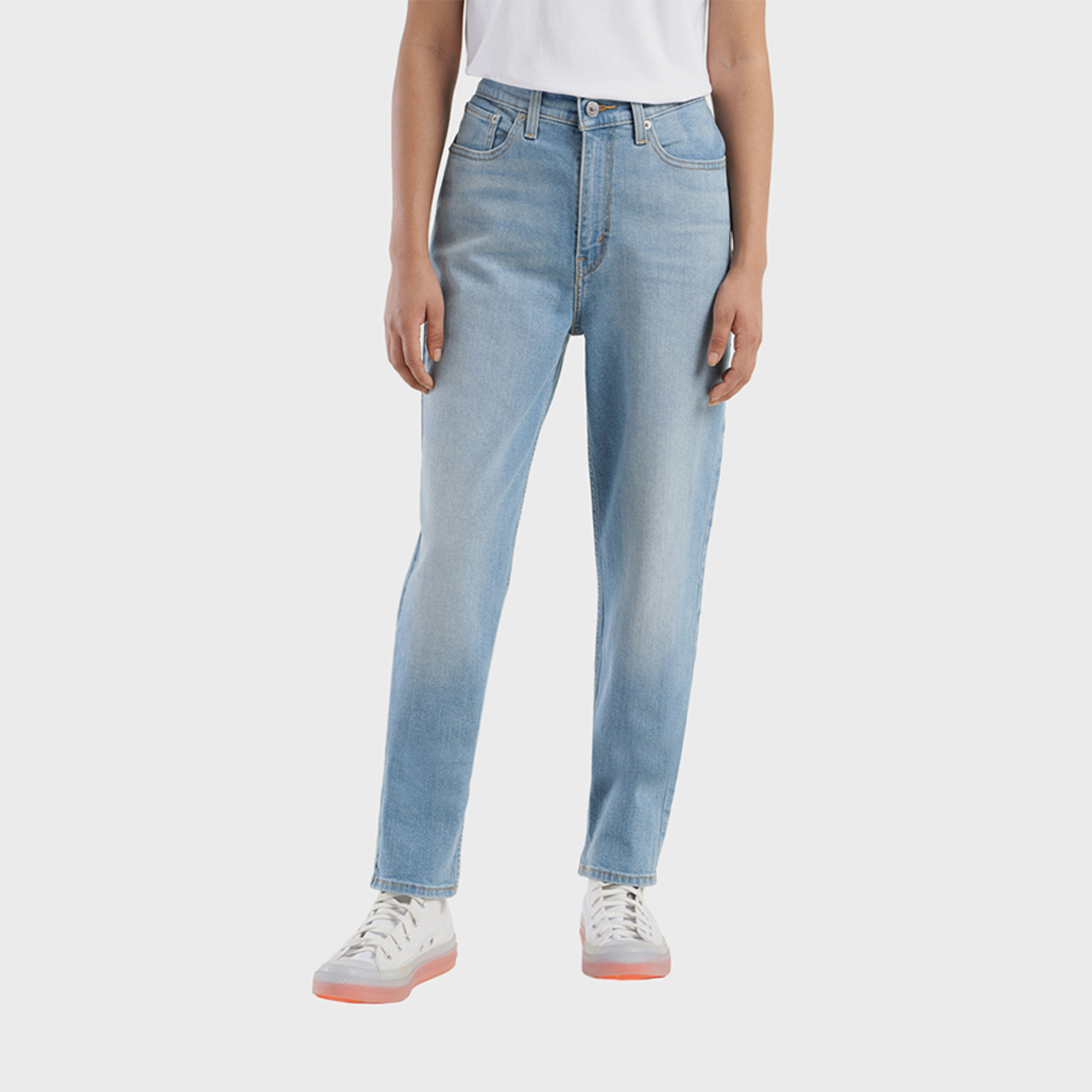 بنطلون جينز نسائي سادة بقصة ضيقة جدا إنديجو بخمسة جيوب من ليفايس-women-clothing-bottoms-jeans-image-1