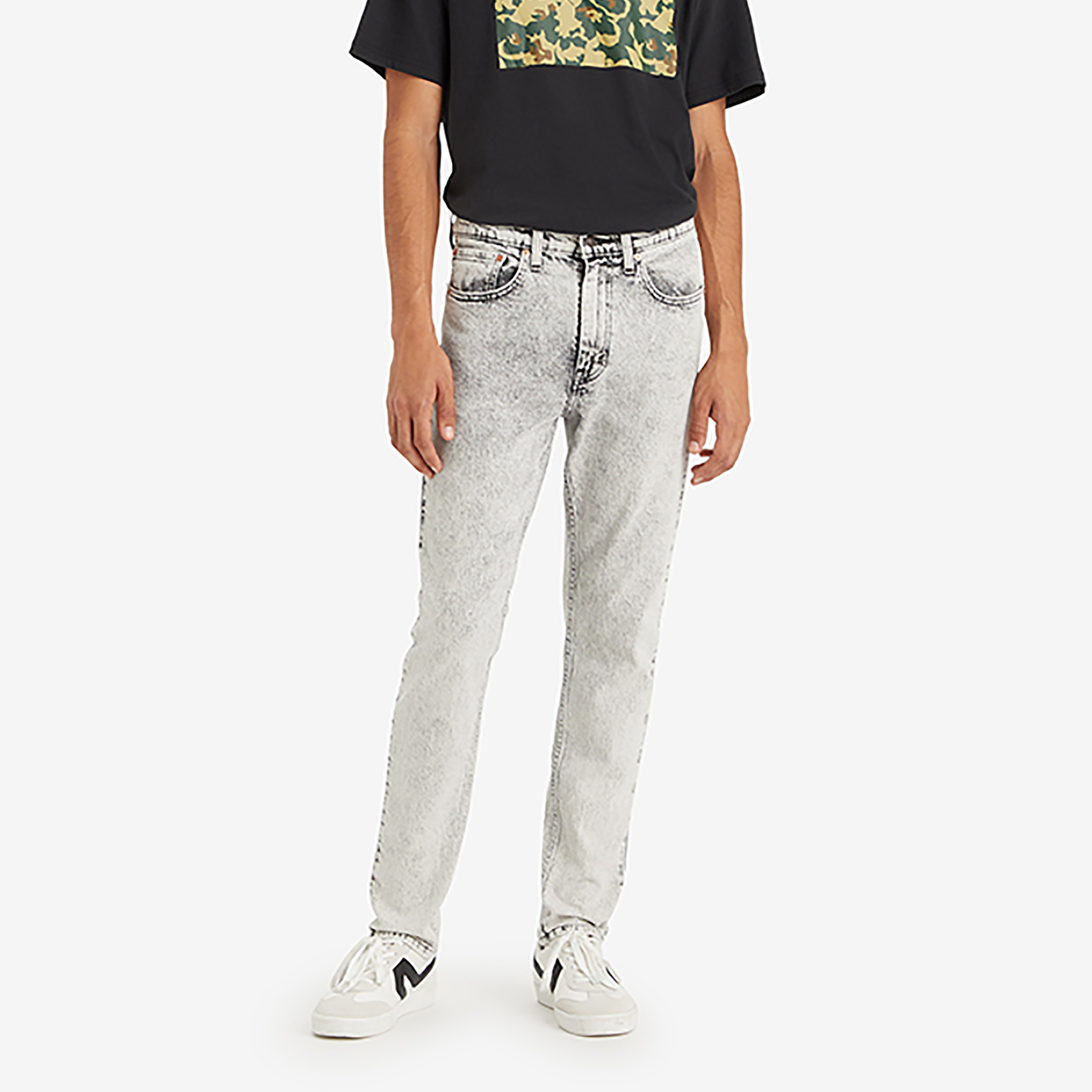 بنطال جينز Levi's 515 بقصة ضيقة باللون الرمادي و5 جيوب-men-clothing-bottoms-jeans-image-1