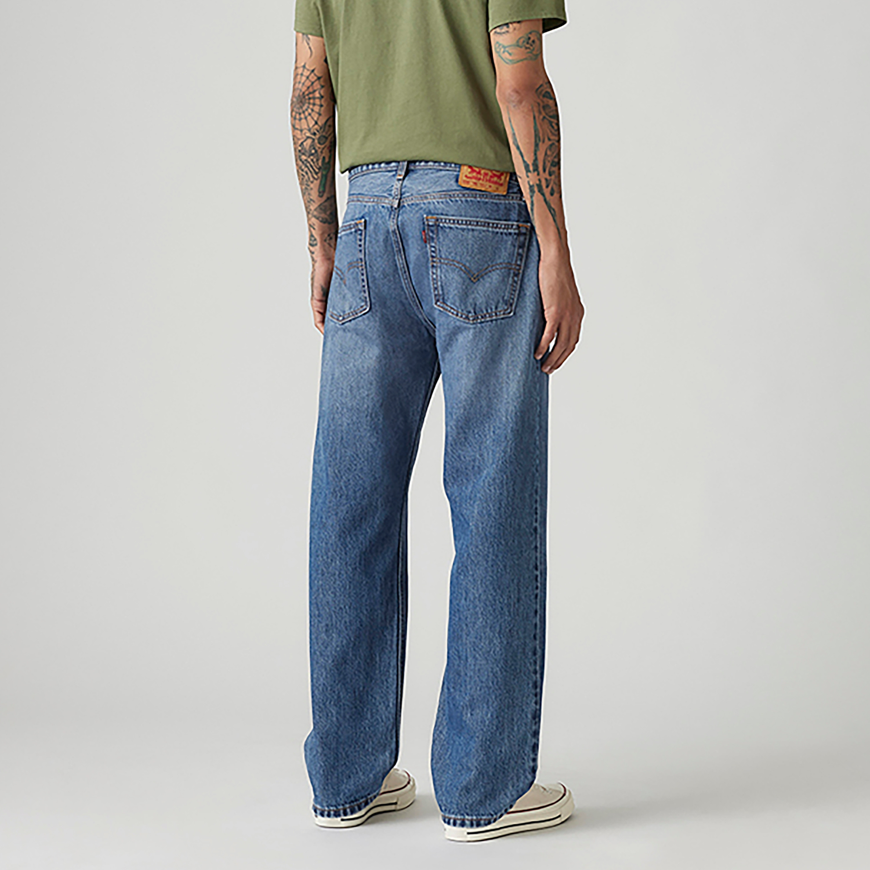جينز ليفايس 555 مسترخي أزرق بخمسة جيوب-men-clothing-bottoms-jeans-image-4