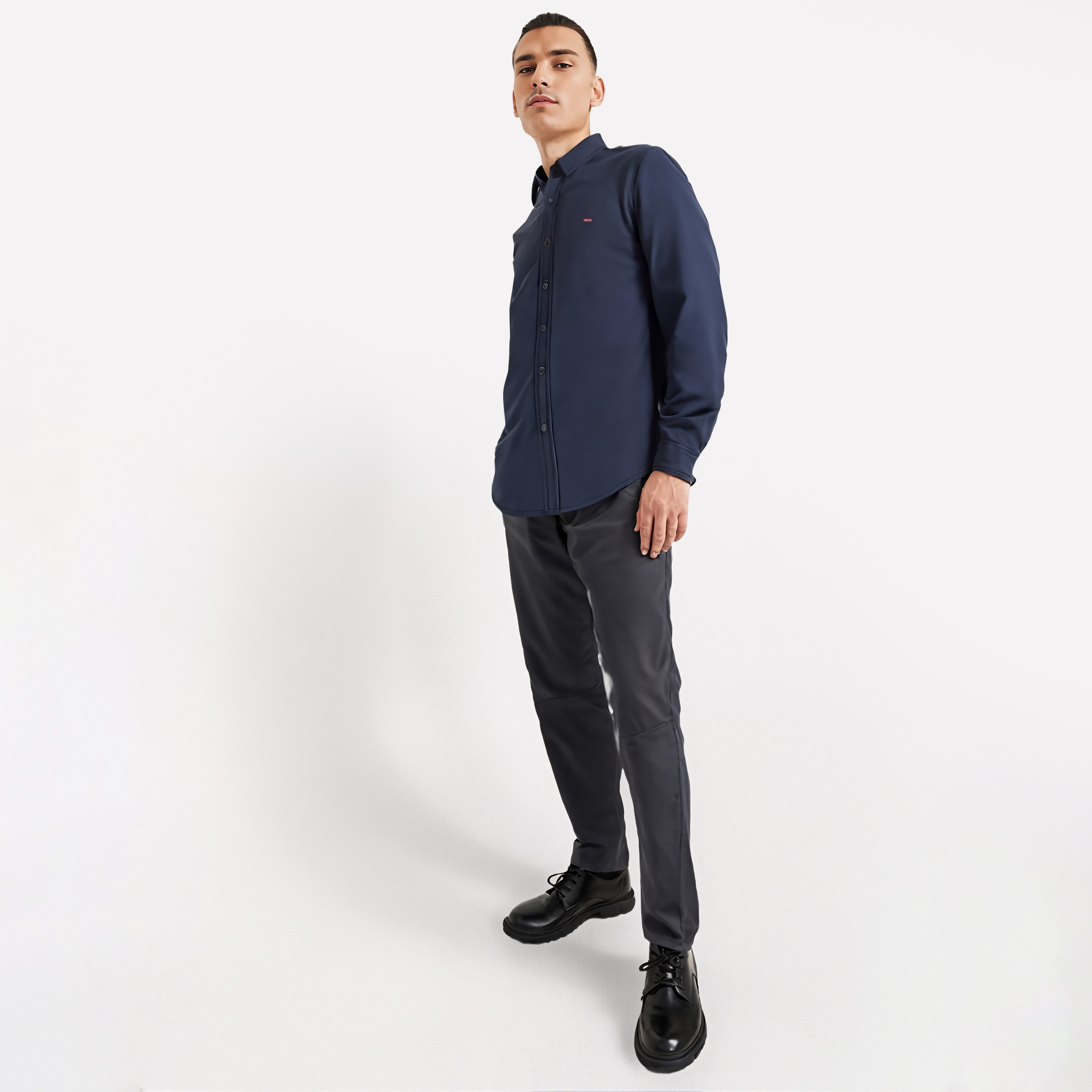 قميص ليفايس الرجالي ذو الياقة الطويلة البسيطة-men-clothing-shirts-image-2