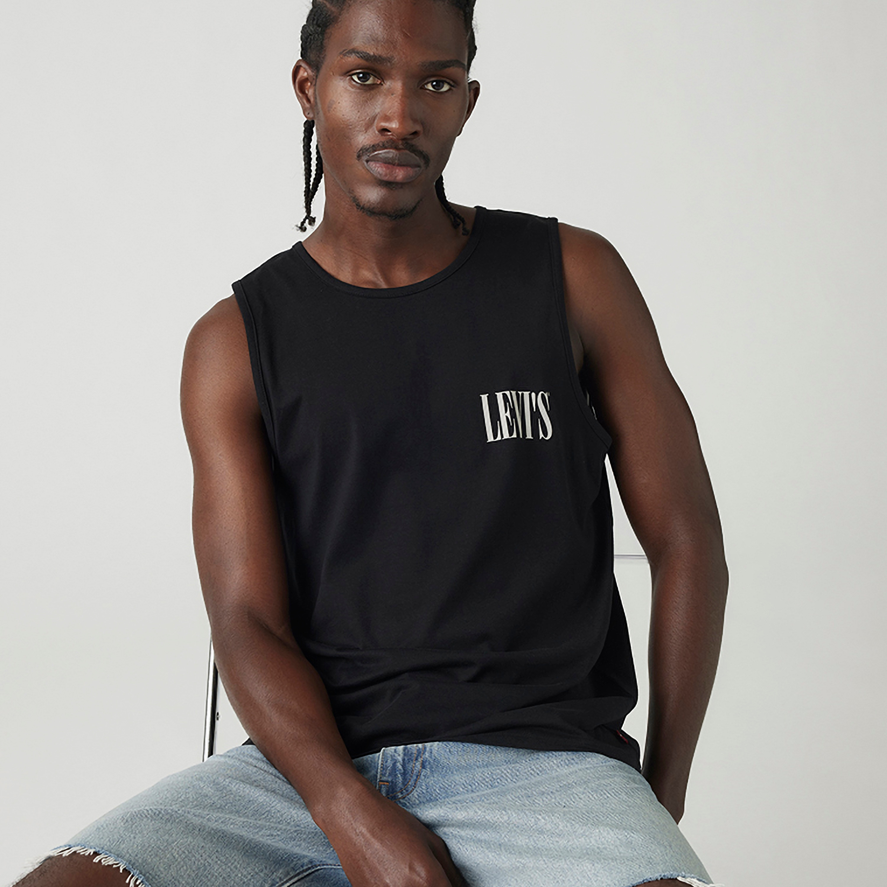 تي شيرت رجالي بدون أكمام بياقة دائرية سادة من ليفايس-men-clothing-tshirtsandpolos-tshirts-image-2