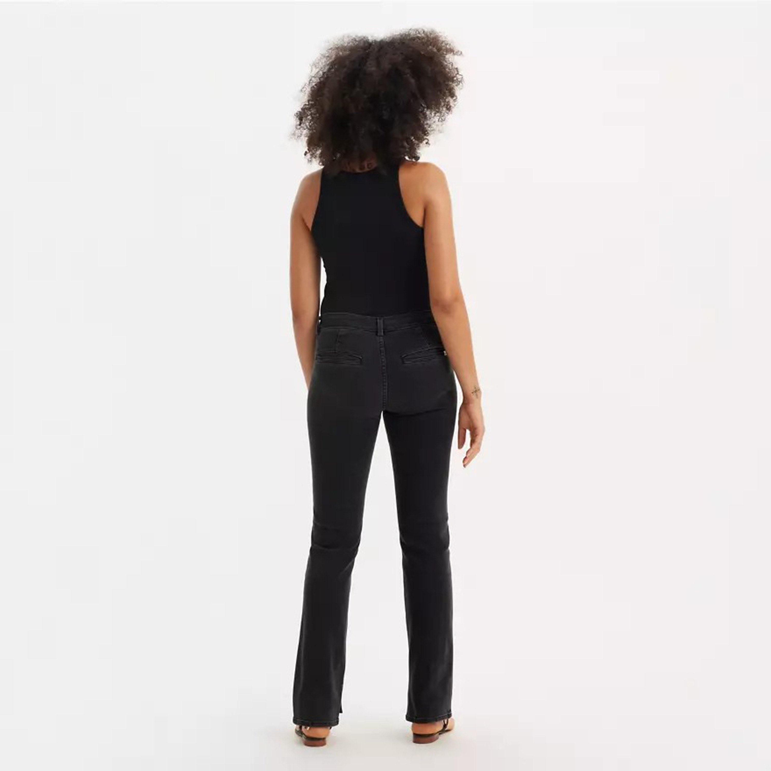 جينز341 للنساء بقصة مستقيمة بخمسة جيوب مقاس 30 رمادي من ليفايس-women-clothing-bottoms-jeans-image-5