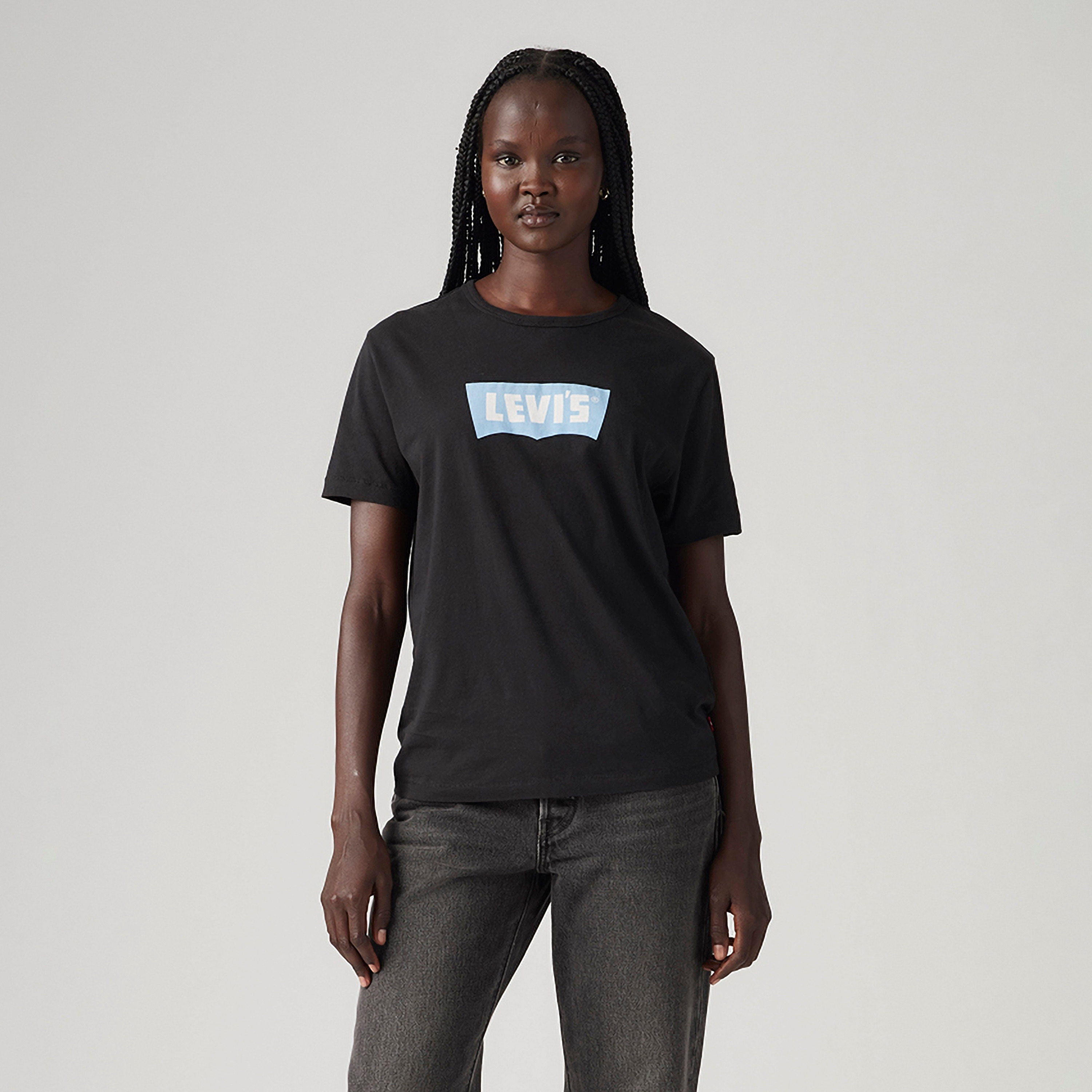 تيشيرت نسائي بطبعة جرافيكية برقبة قصيرة بأكمام قصيرة-women-clothing-tshirts-image-1