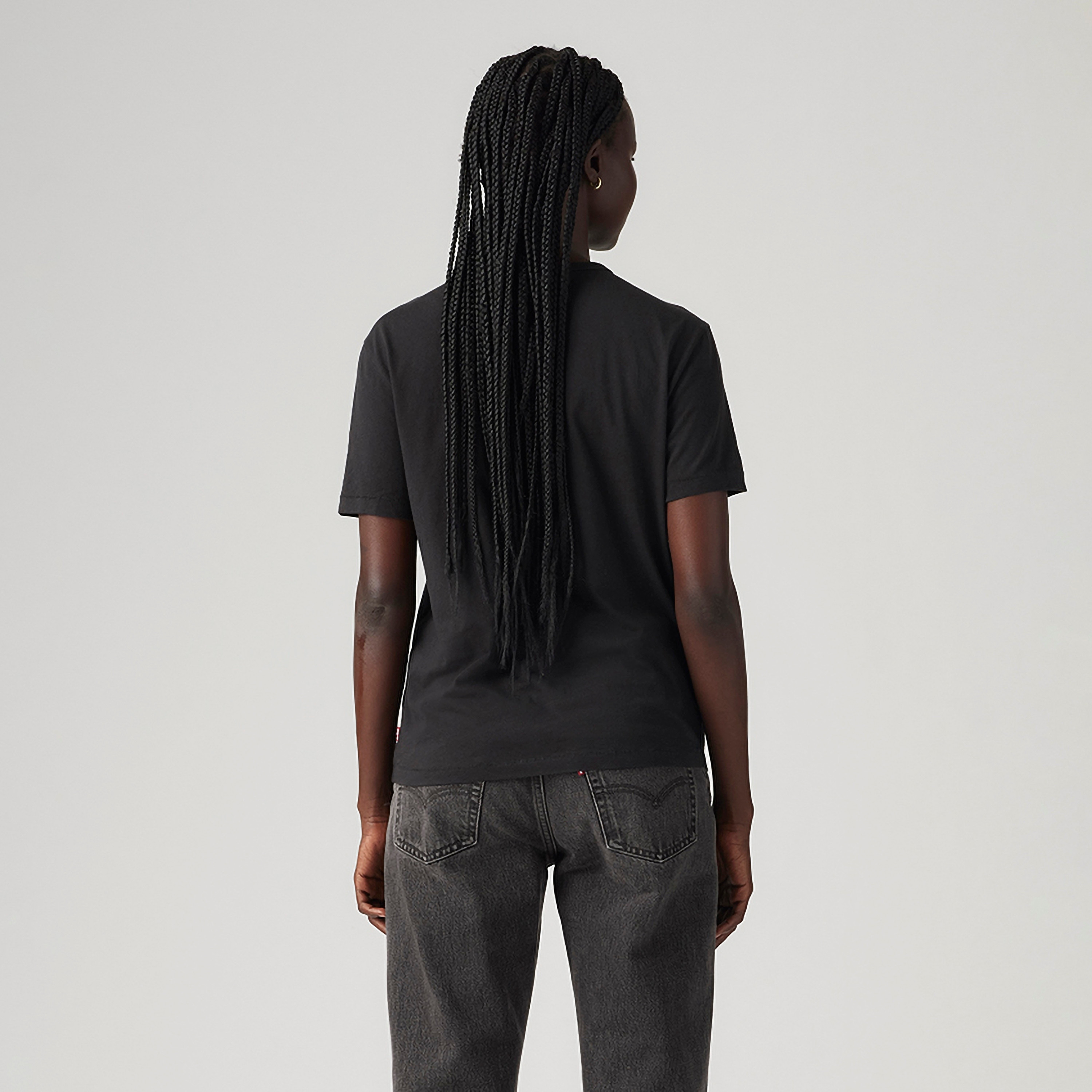 تيشيرت نسائي بطبعة جرافيكية برقبة قصيرة بأكمام قصيرة-women-clothing-tshirts-image-4