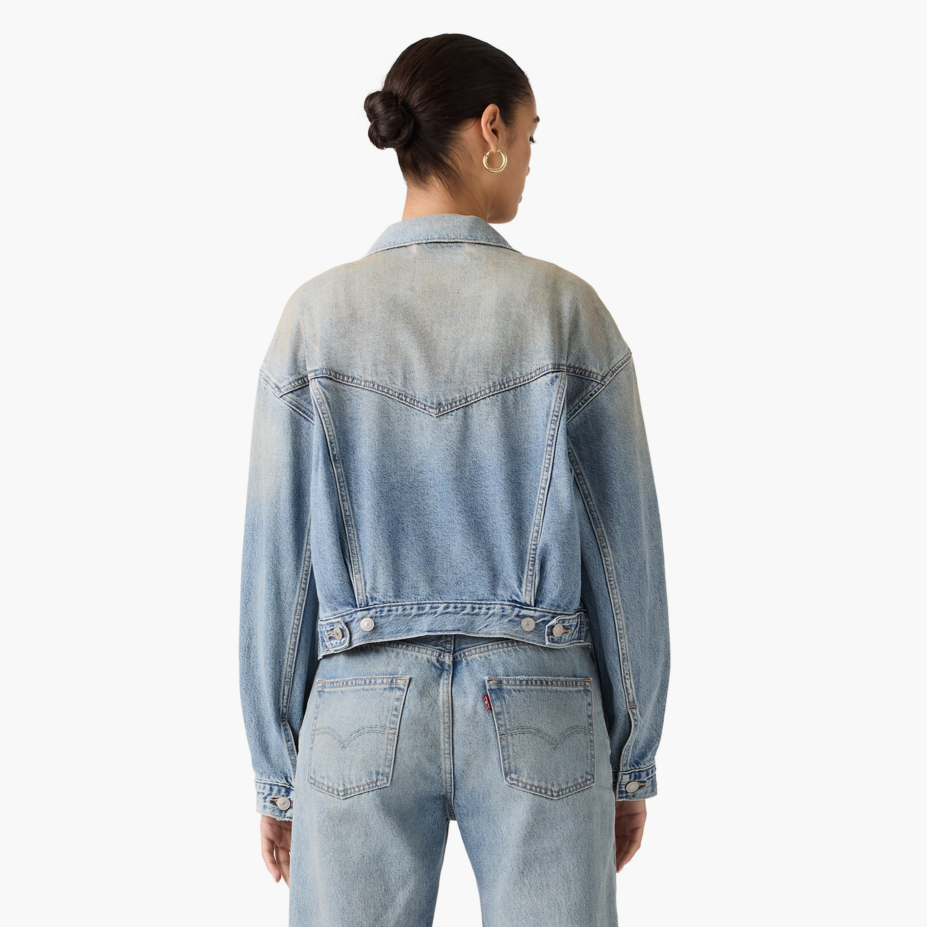 Levi's Washed Collared Long Sleeves Women's Trucker Jacket-women-winterwear-coatsandjackets-jackets-image-3