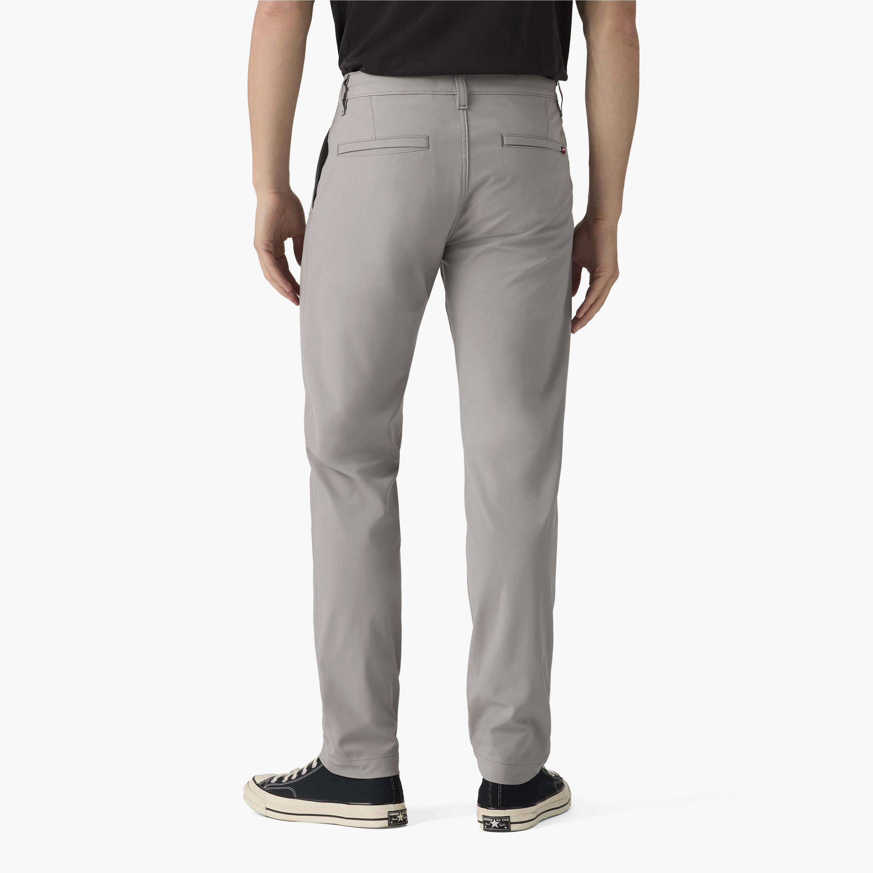 بنطال تشينو رجالي سادة بخصر متوسط وأزرار وسحاب من ليفايس-men-clothing-bottoms-trousersandchinos-chinos-image-3