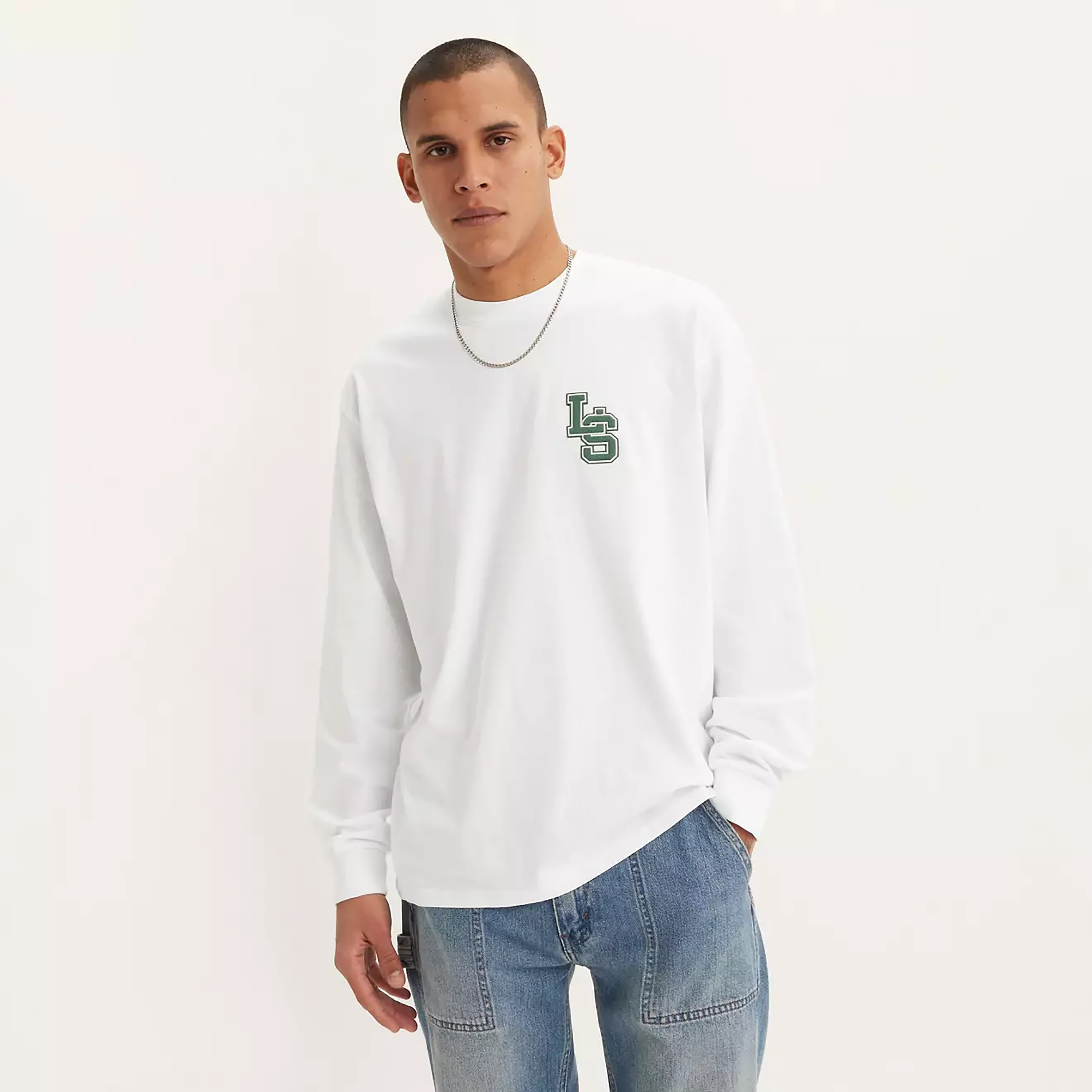 تي شيرت رجالي بأكمام طويلة ورقبة دائرية من ليفايس-men-clothing-tshirtsandpolos-tshirts-image-1
