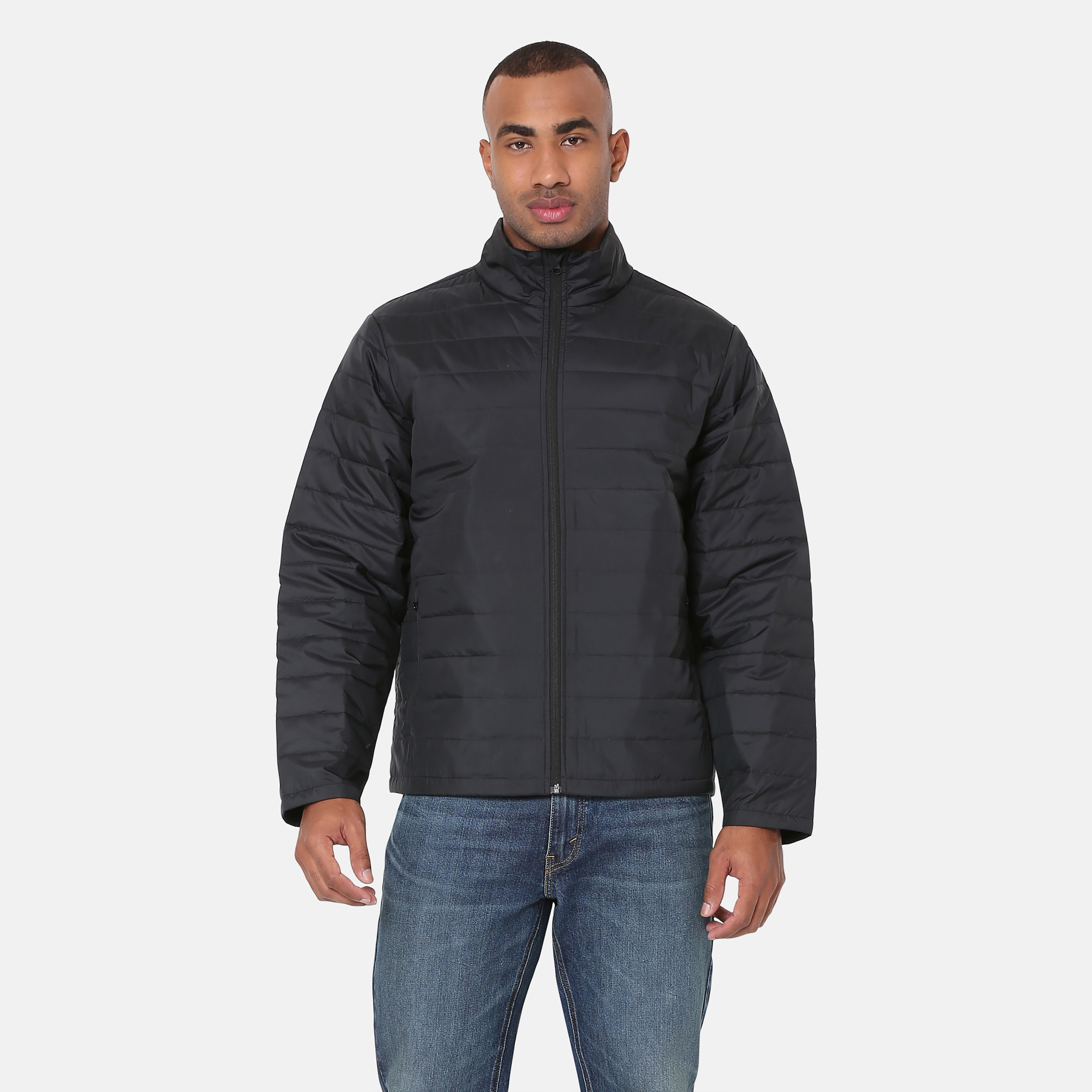 جاكيت رجالي مبطن برقبة عالية وأكمام طويلة من ليفايس-men-clothing-jacketsandblazers-jackets-image-1