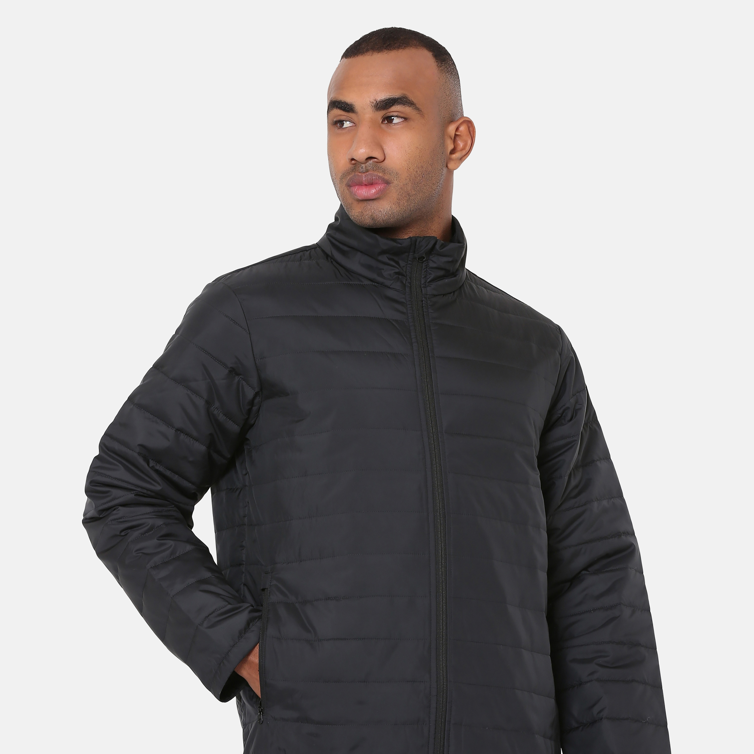 جاكيت رجالي مبطن برقبة عالية وأكمام طويلة من ليفايس-men-clothing-jacketsandblazers-jackets-image-2
