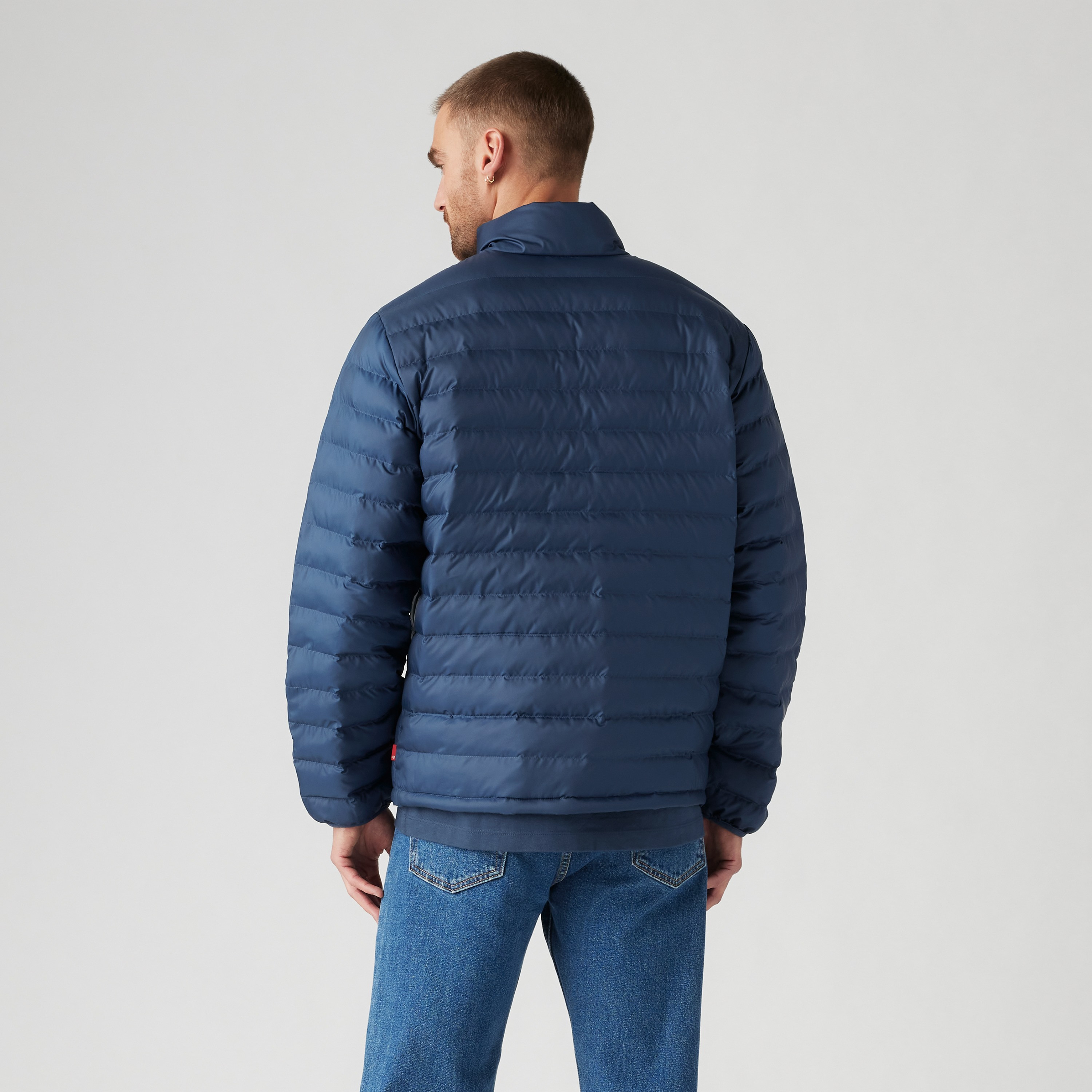 جاكيت رجالي مبطن برقبة عالية وأكمام طويلة من ليفايس-men-clothing-jacketsandblazers-jackets-image-6