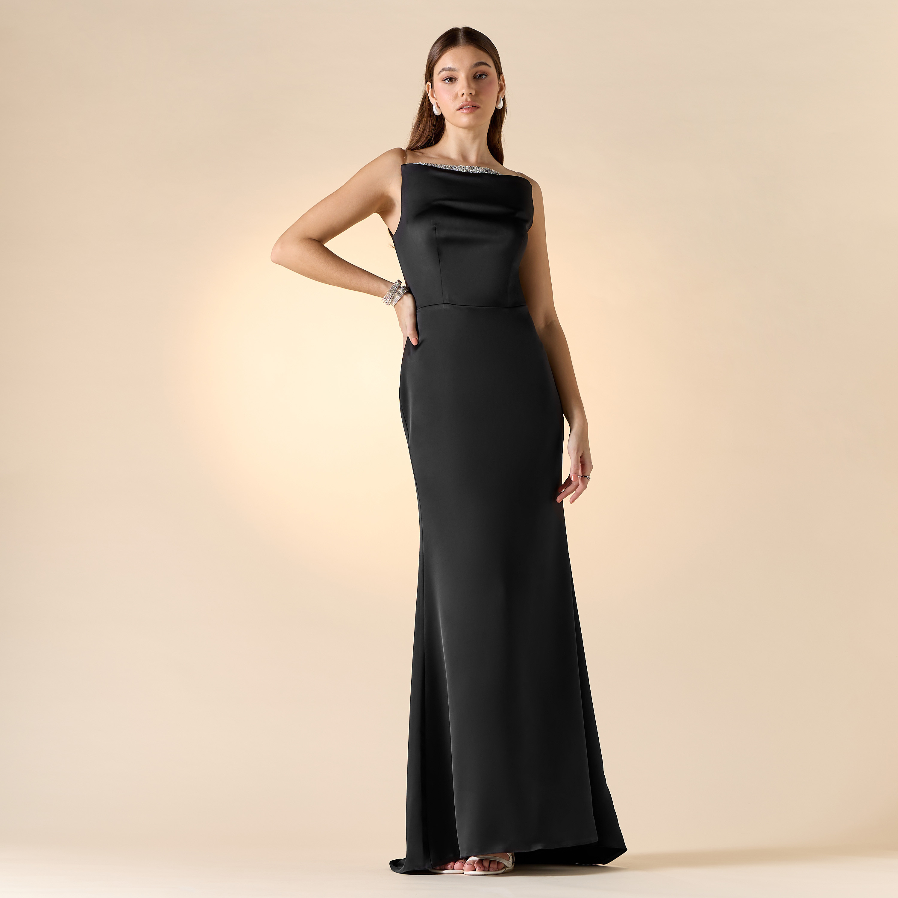 فستان طويل مزين بأكتاف مكشوفة وسحاب إغلاق من آرا-women-clothing-dresses-image-1