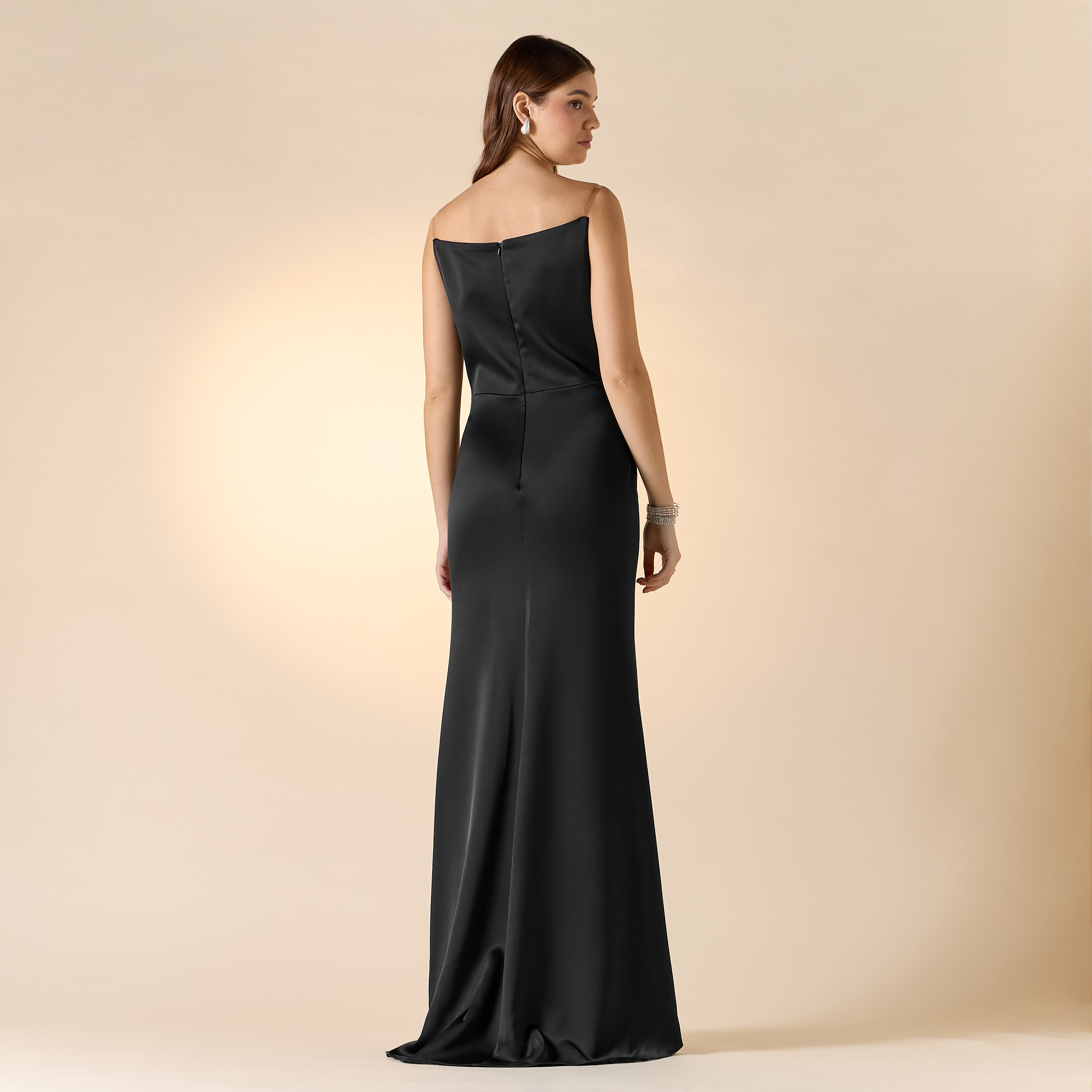 فستان طويل مزين بأكتاف مكشوفة وسحاب إغلاق من آرا-women-clothing-dresses-image-3