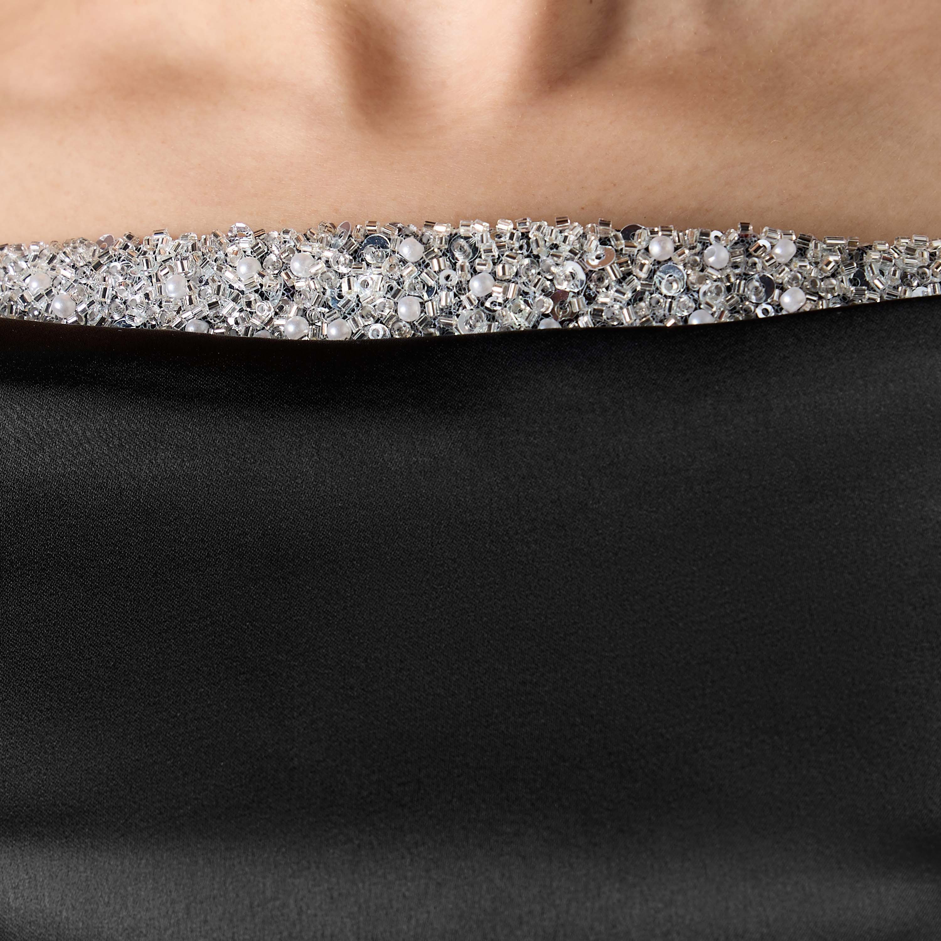 فستان طويل مزين بأكتاف مكشوفة وسحاب إغلاق من آرا-women-clothing-dresses-image-5