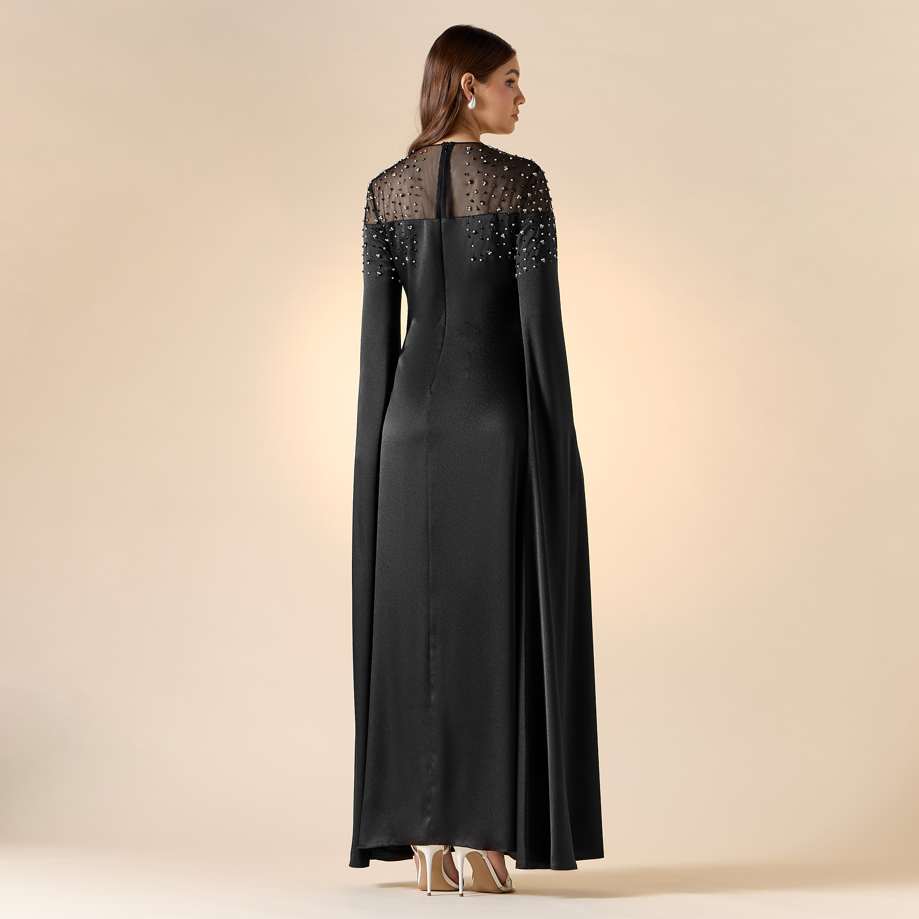 فستان ماكسي مزين بياقة مستديرة وأكمام طويلة بفتحة من آرا-women-clothing-dresses-image-3