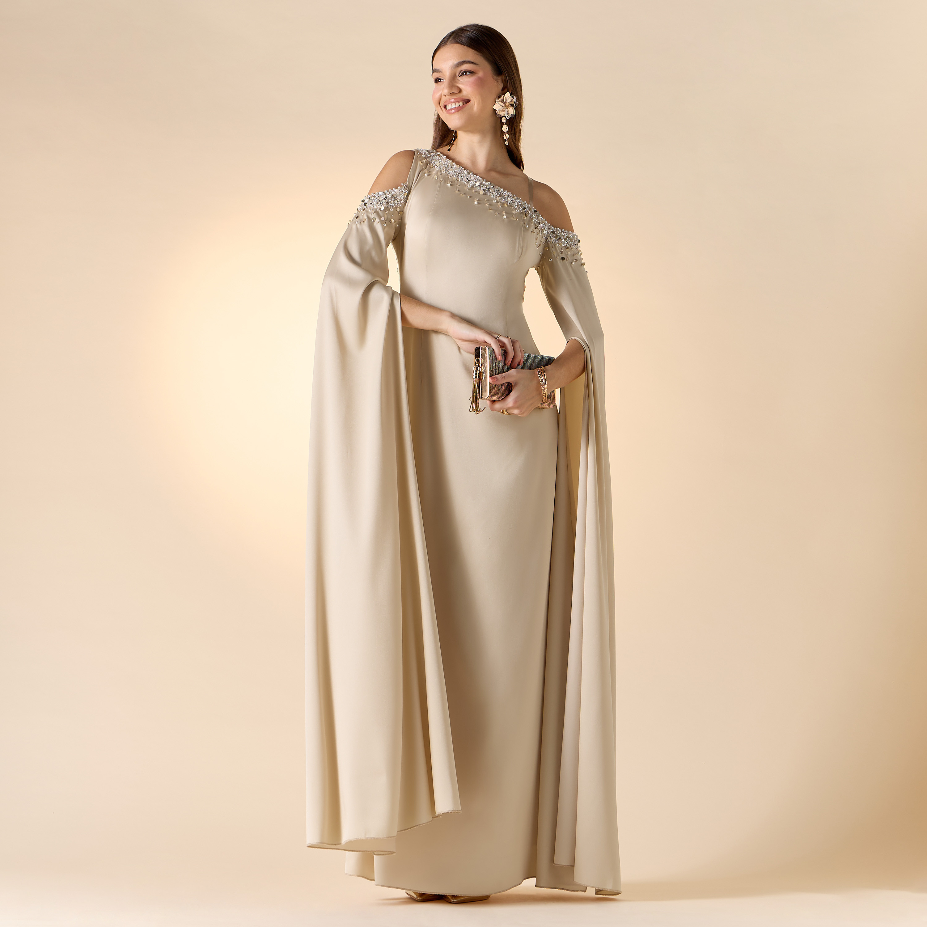 فستان ماكسي مزين بكتف واحد وأكمام كاب من آرا-women-clothing-dresses-image-2