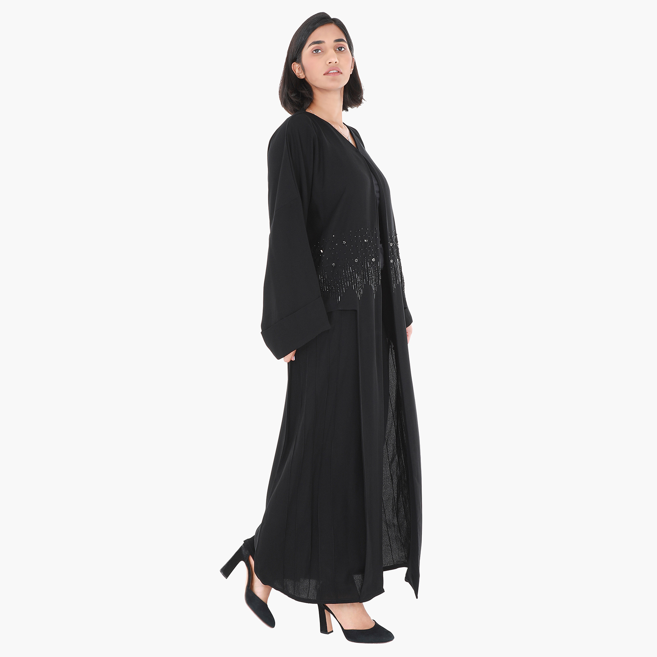عباية مزينة بياقة V من آرا-women-arabicclothing-abayas-image-3