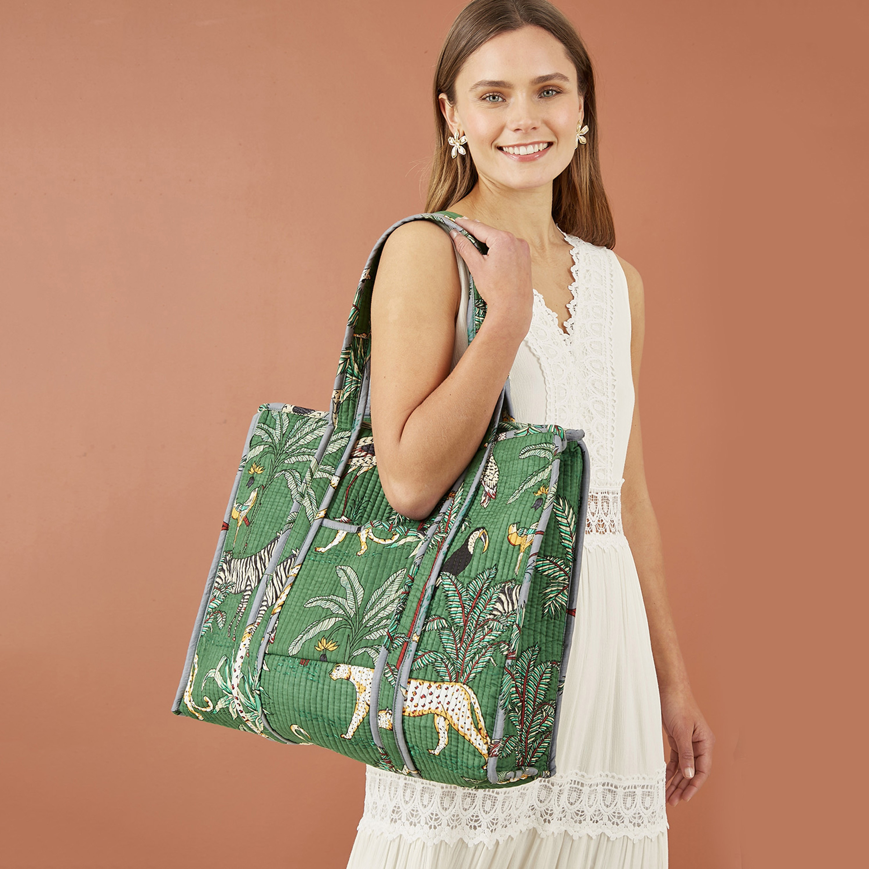 Yumi Green Animal Print Quilted Women's Shoulder Bag with Patch Pocket-women-bagsandwallets-handbags-image-2