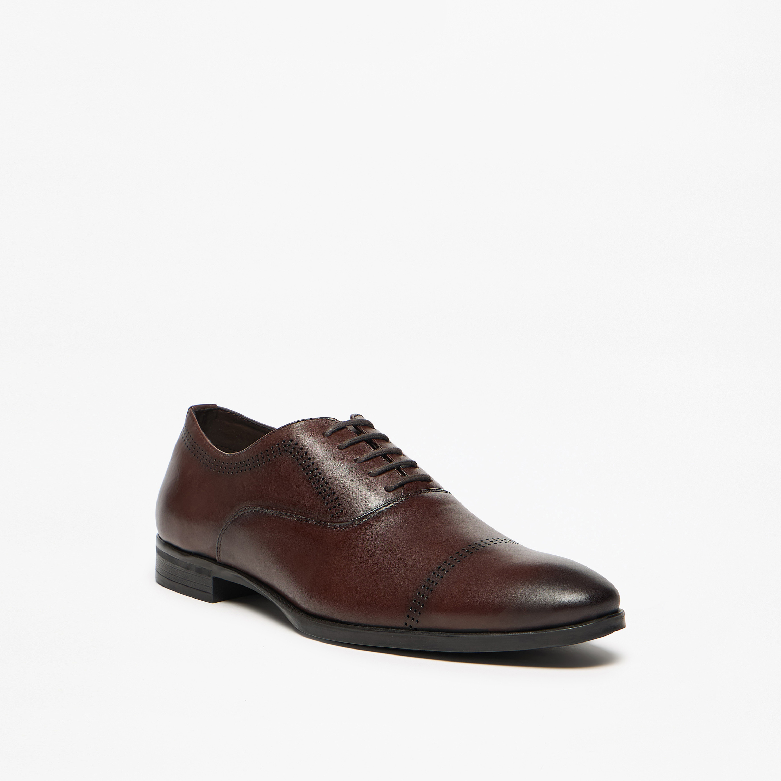 Solid Oxford Shoes with Lace-Up Closure-men-shoes-formalshoes-image-1