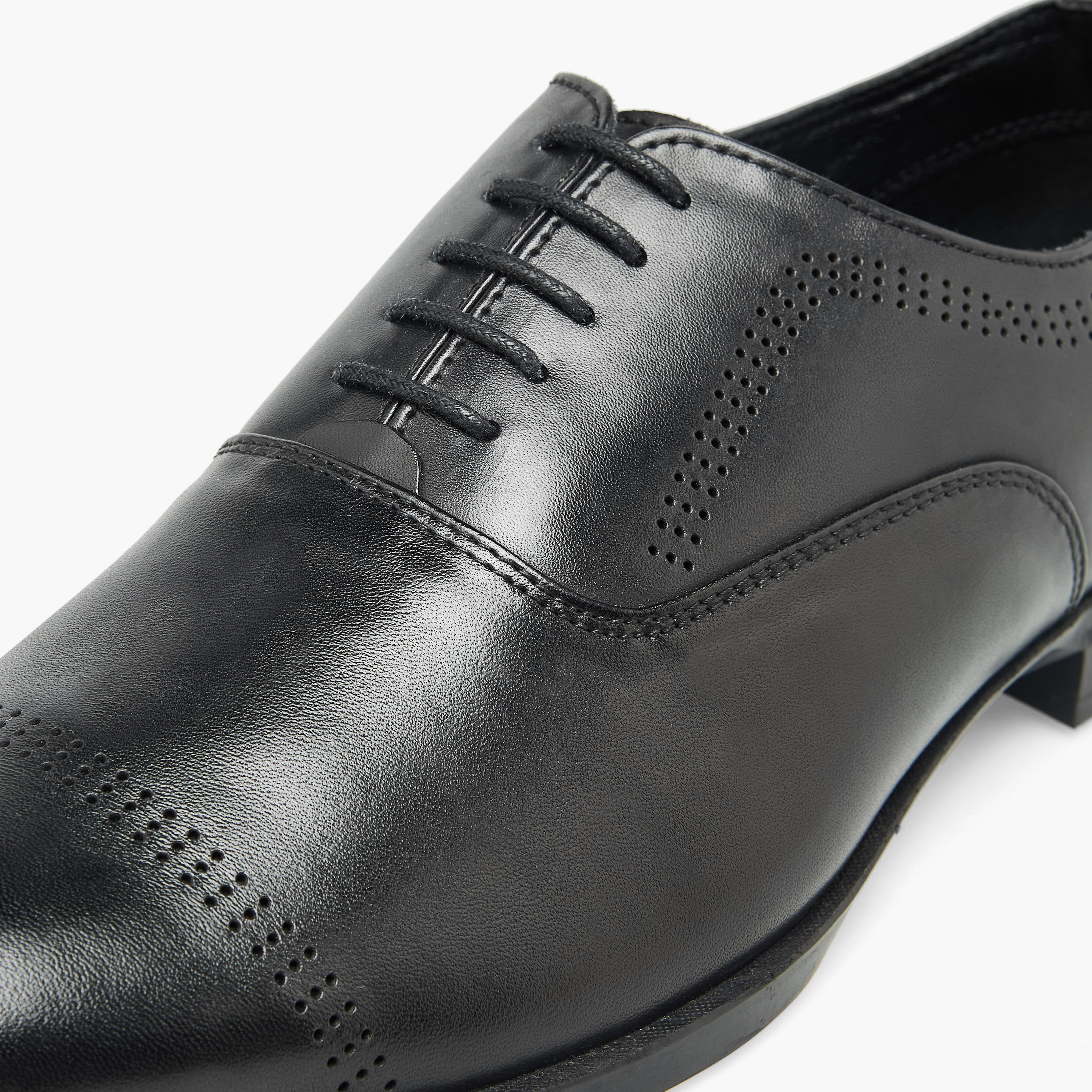 حذاء أكسفورد برباط للرجال من إل بي إل من شوإكسبريس-men-shoes-formalshoes-image-4