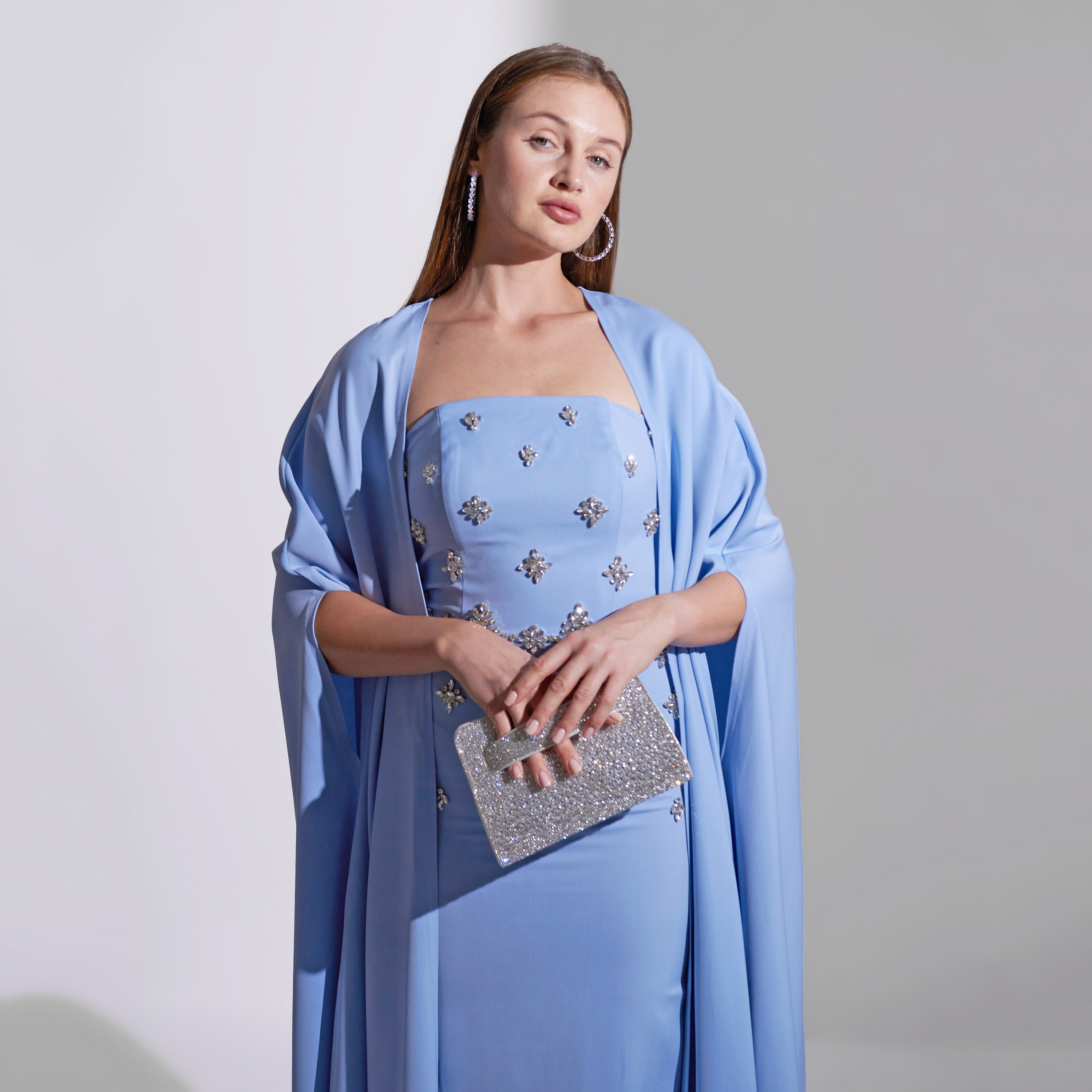 فستان سهرة ماكسي نسائي من أكاديا مكون من قطعتين مع عباءة من الكريب الكريستالي-women-clothing-dresses-image-15