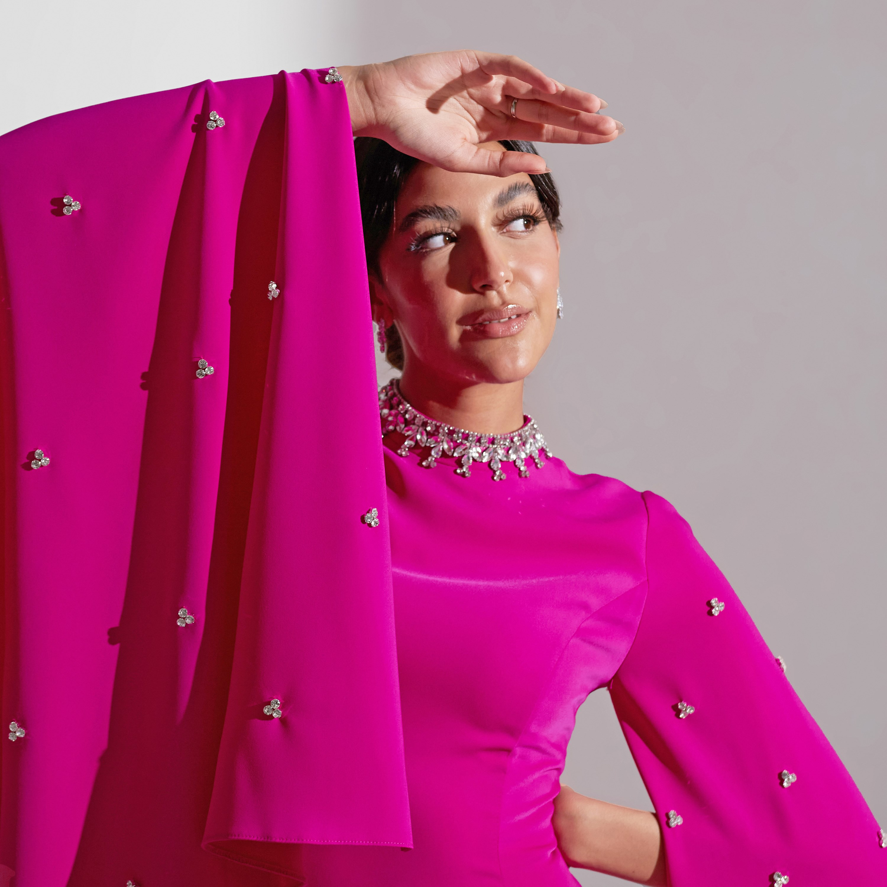 فستان سهرة نسائي ماكسي من الكريب بفتحة رقبة وأكمام واسعة ومزين بالكريستال من أكاديا-women-clothing-dresses-image-16