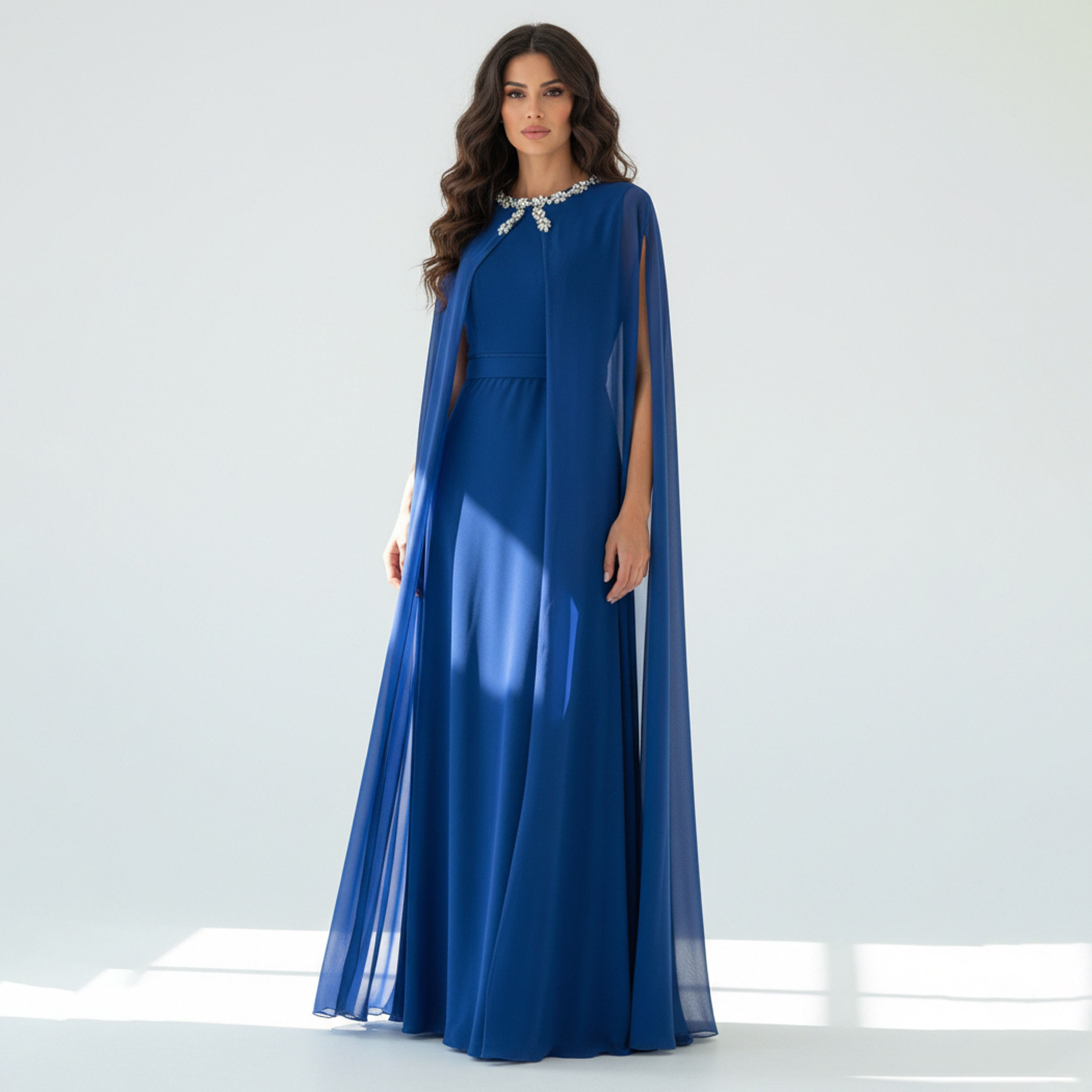فستان سهرة ماكسي نسائي بتصميم "كيب" من قماش "كريب" مع ياقة مزينة بالكريستال من أكاديا-women-clothing-dresses-image-11