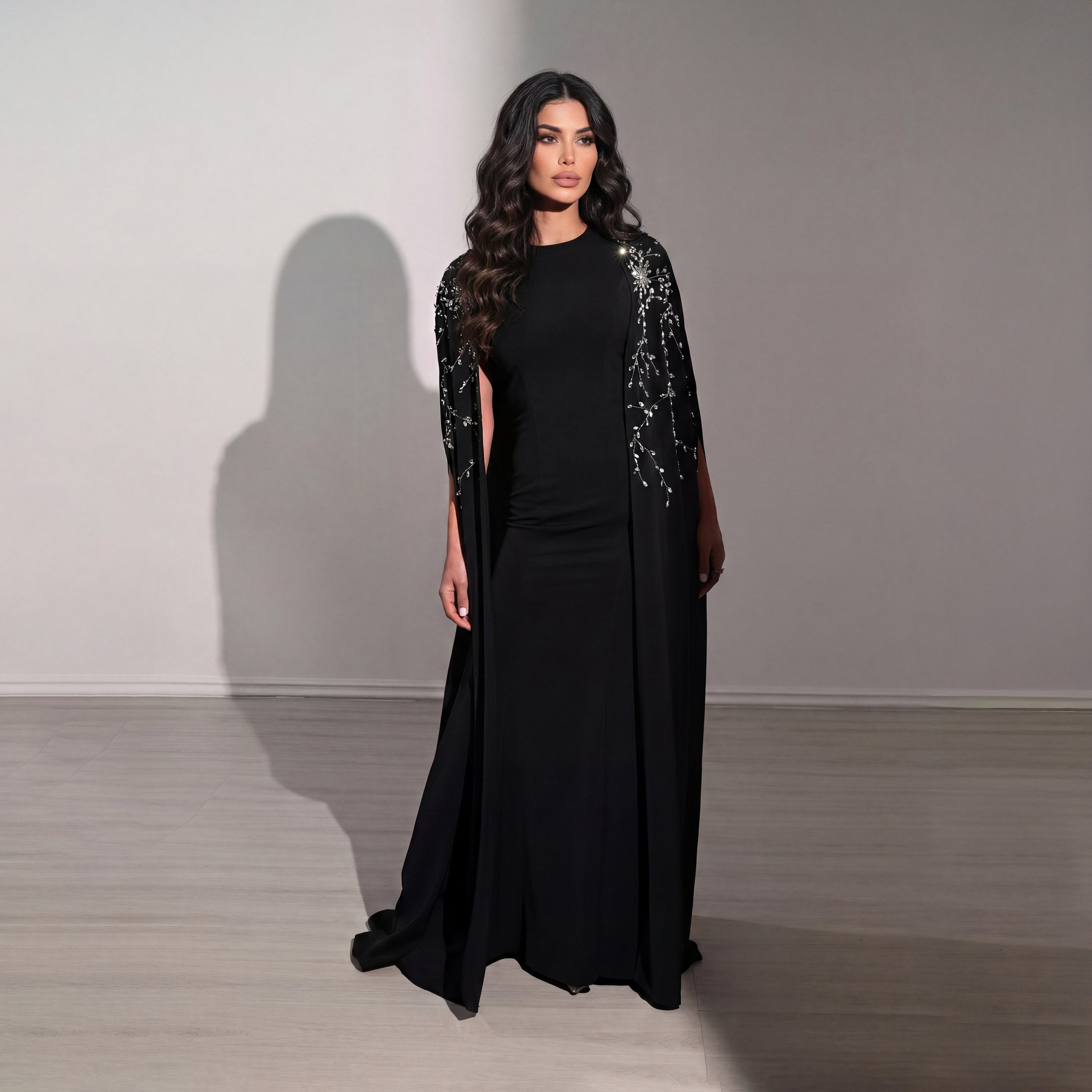فستان سهرة نسائي طويل ماكسي من الكريب بتطريز كريستالي وقصة واسعة مع أكمام كاب علوية من أكاديا-women-clothing-dresses-image-2