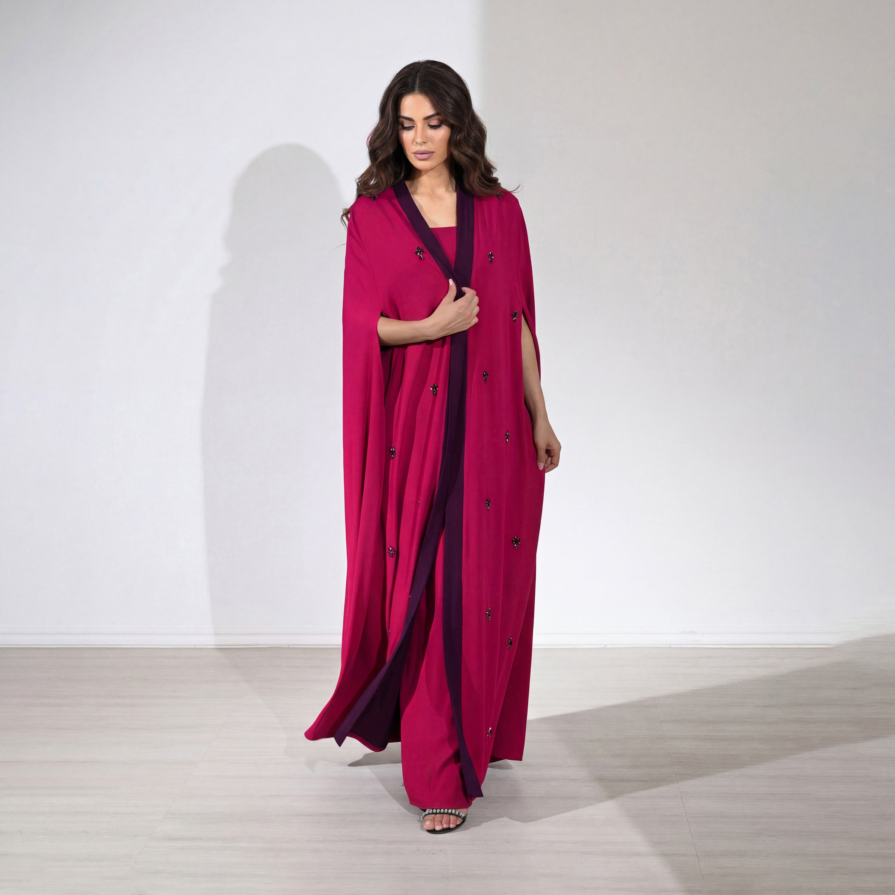 طقم سهرة نسائي مكون من قطعتين من الكريب بتطريز كريستالي وأكمام كاب علوية من أكاديا-women-clothing-dresses-image-18