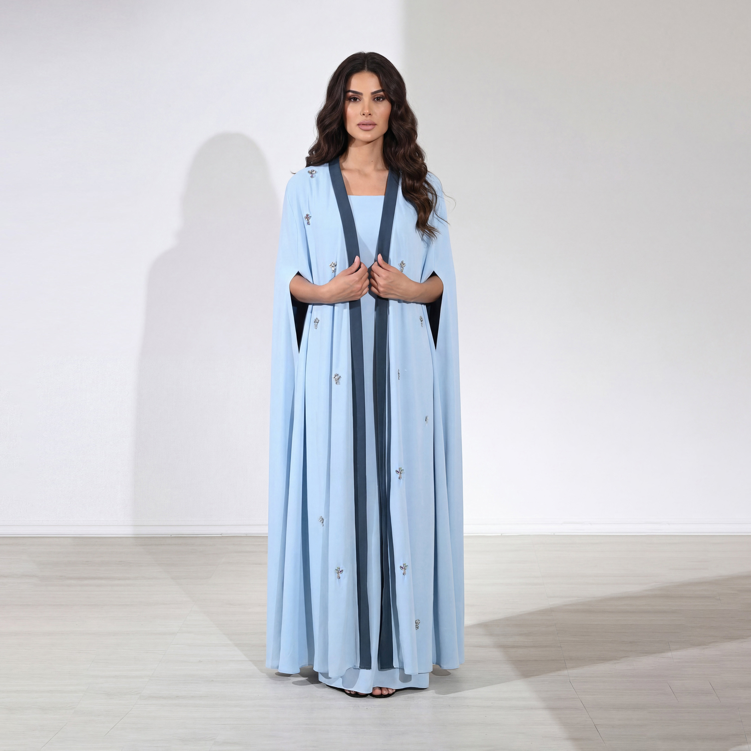 طقم سهرة نسائي مكون من قطعتين من الكريب بتطريز كريستالي وأكمام كاب علوية من أكاديا-women-clothing-dresses-image-14