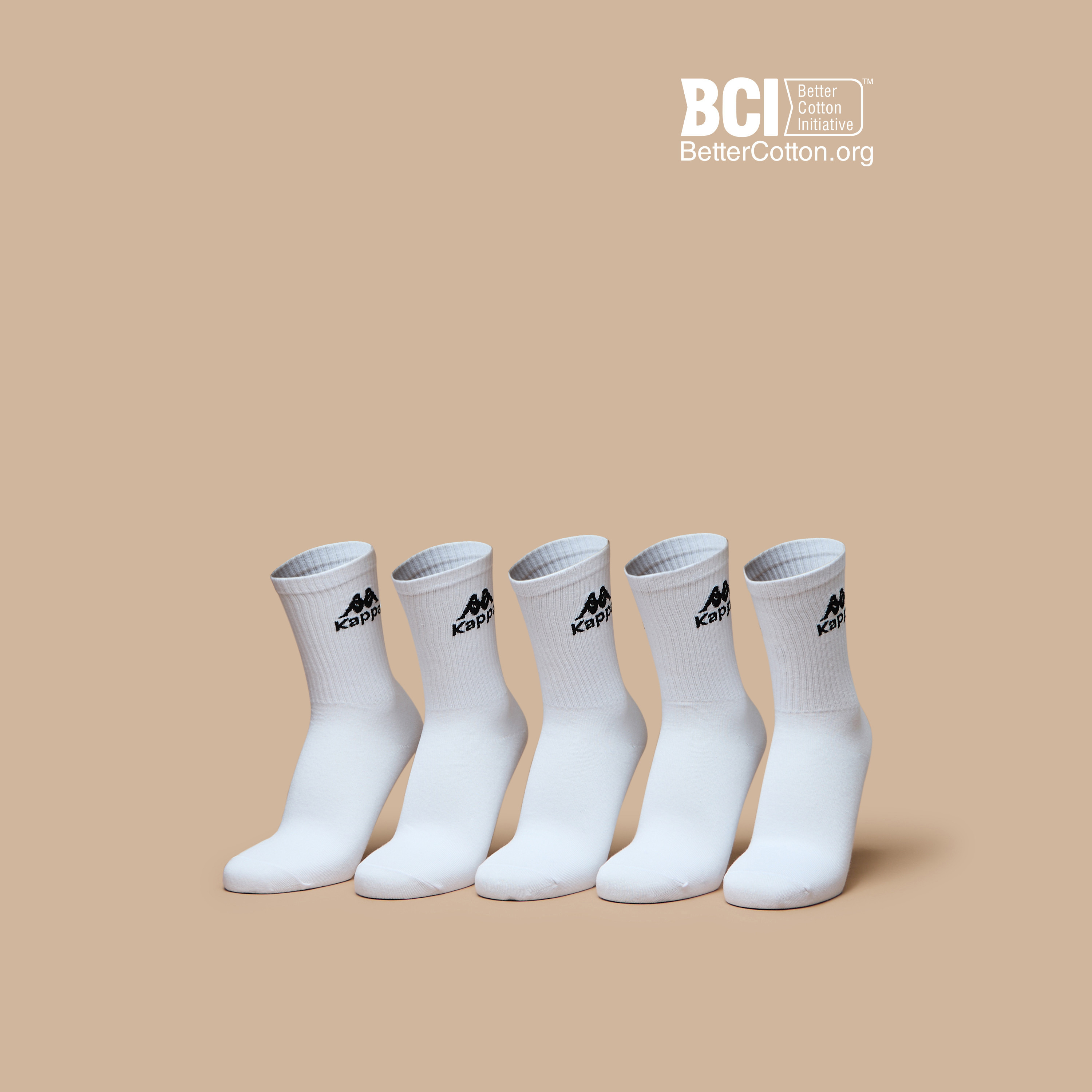 طقم جوارب رياضيّة سادة 5 أزواج بطول متوسط من كابا-men-socks-image-1