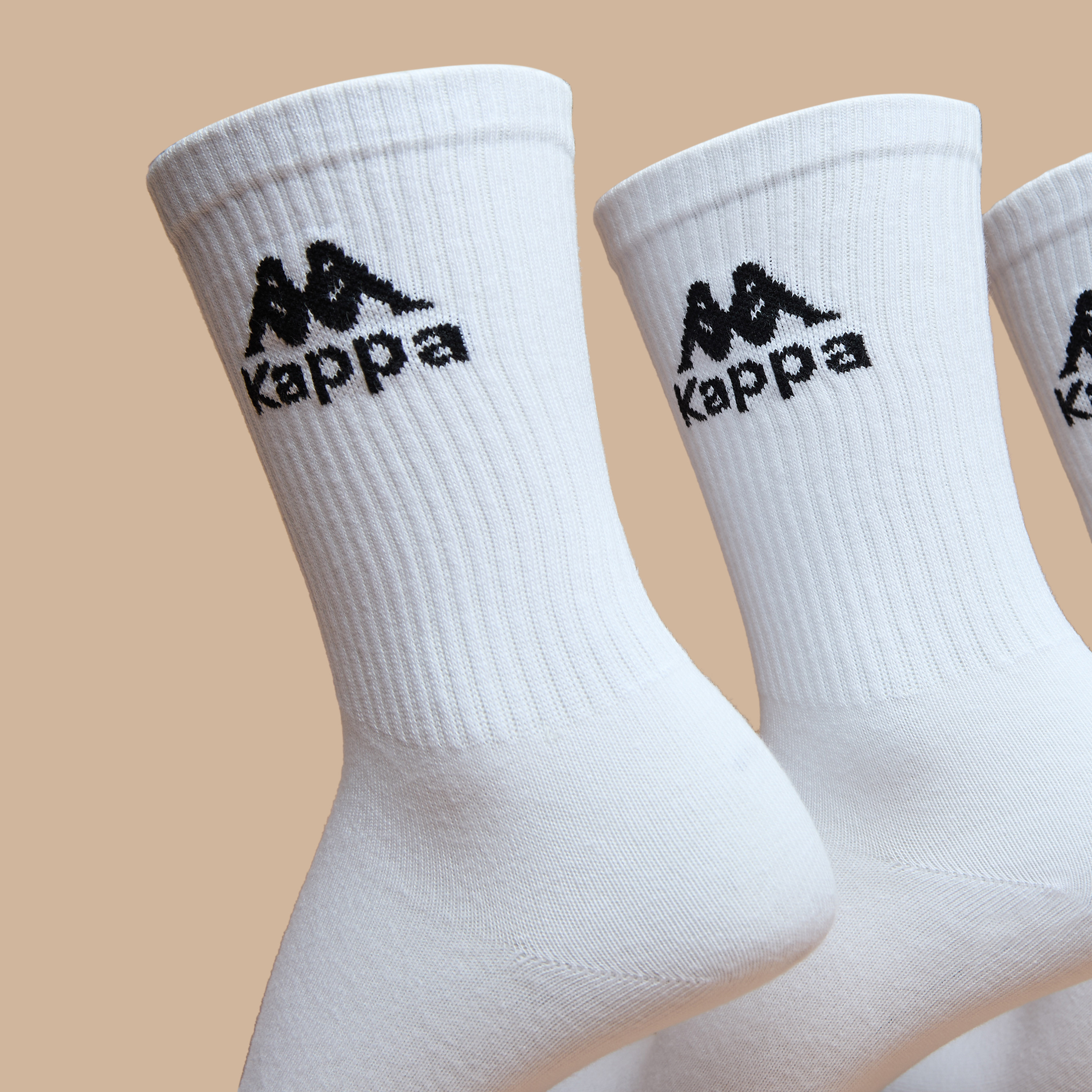 طقم جوارب رياضيّة سادة 5 أزواج بطول متوسط من كابا-men-socks-image-2
