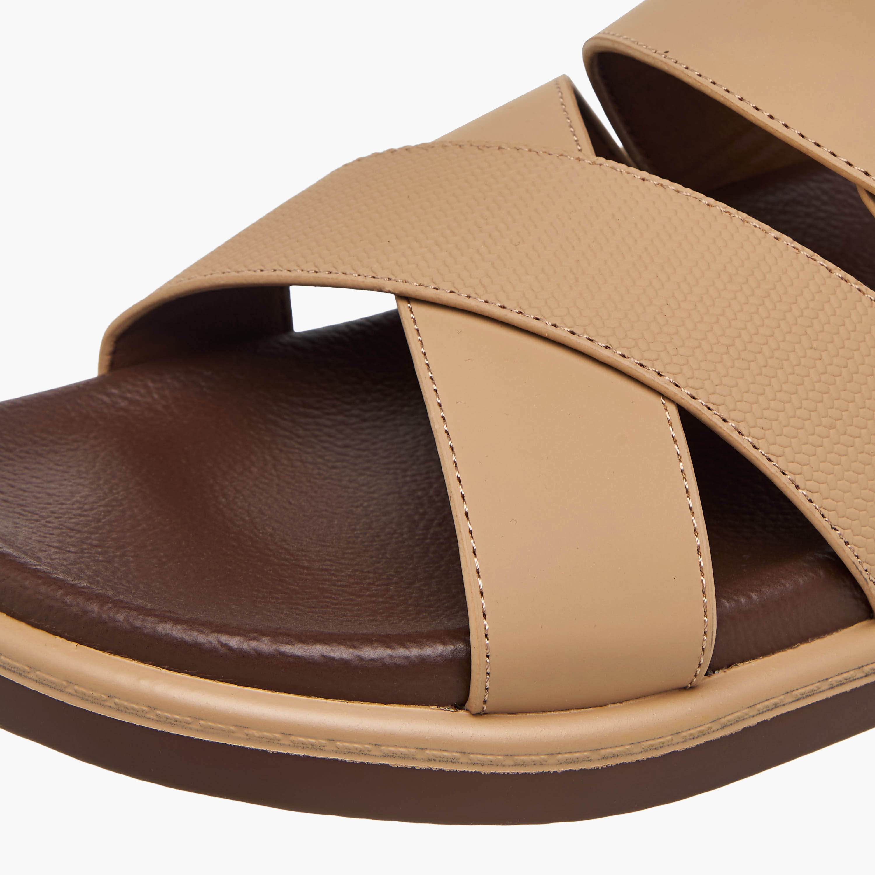 صندل بأحزمة متقاطعة للرجال إل بي إل من شو إكسبريس-men-shoes-sandals-image-4