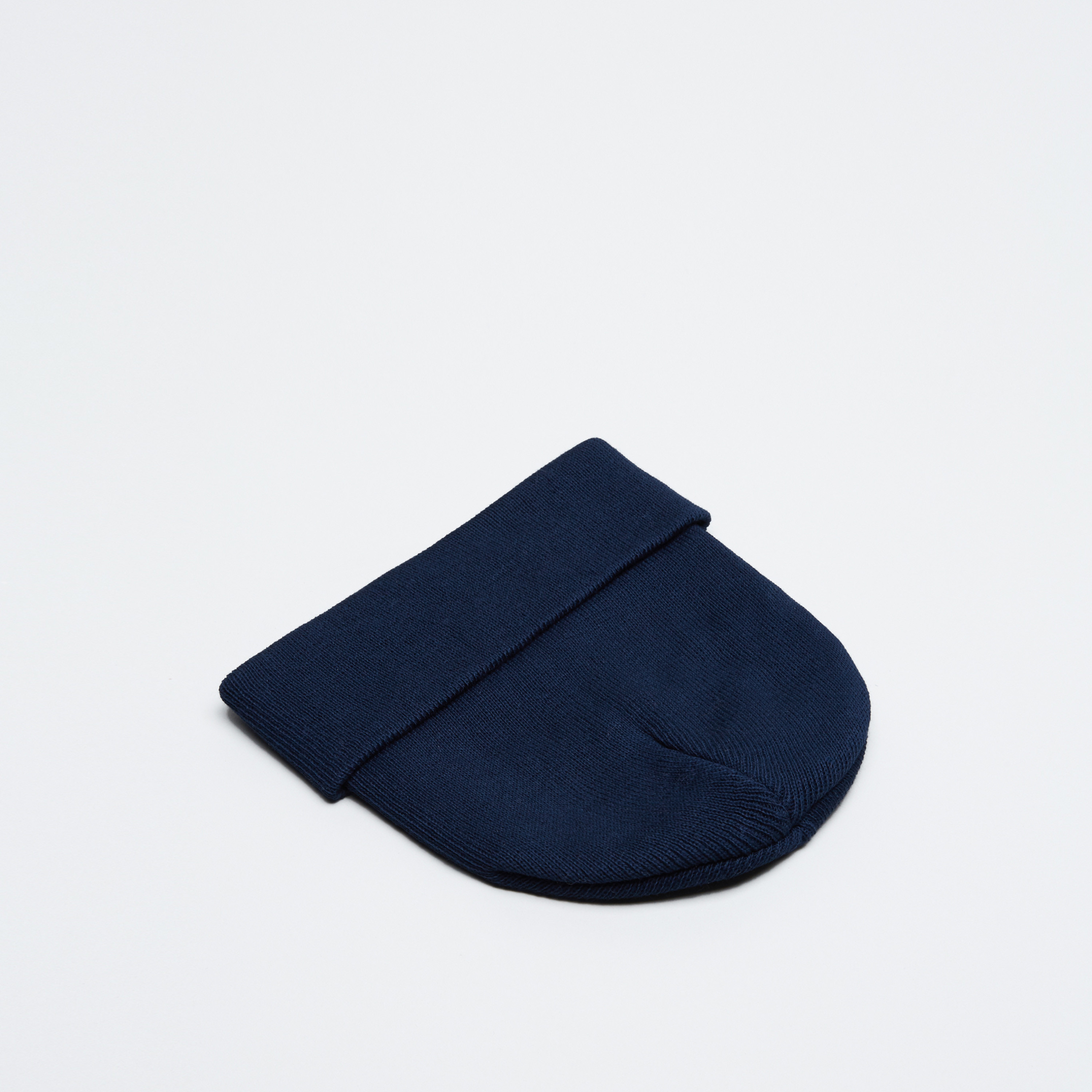 قبعة بيني مطرزة من جونيورز.-baby-boys-accessories-caps-image-2